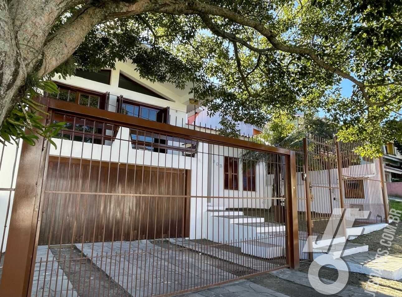 Sobrado, 3 quartos, 330 m² - Foto 1