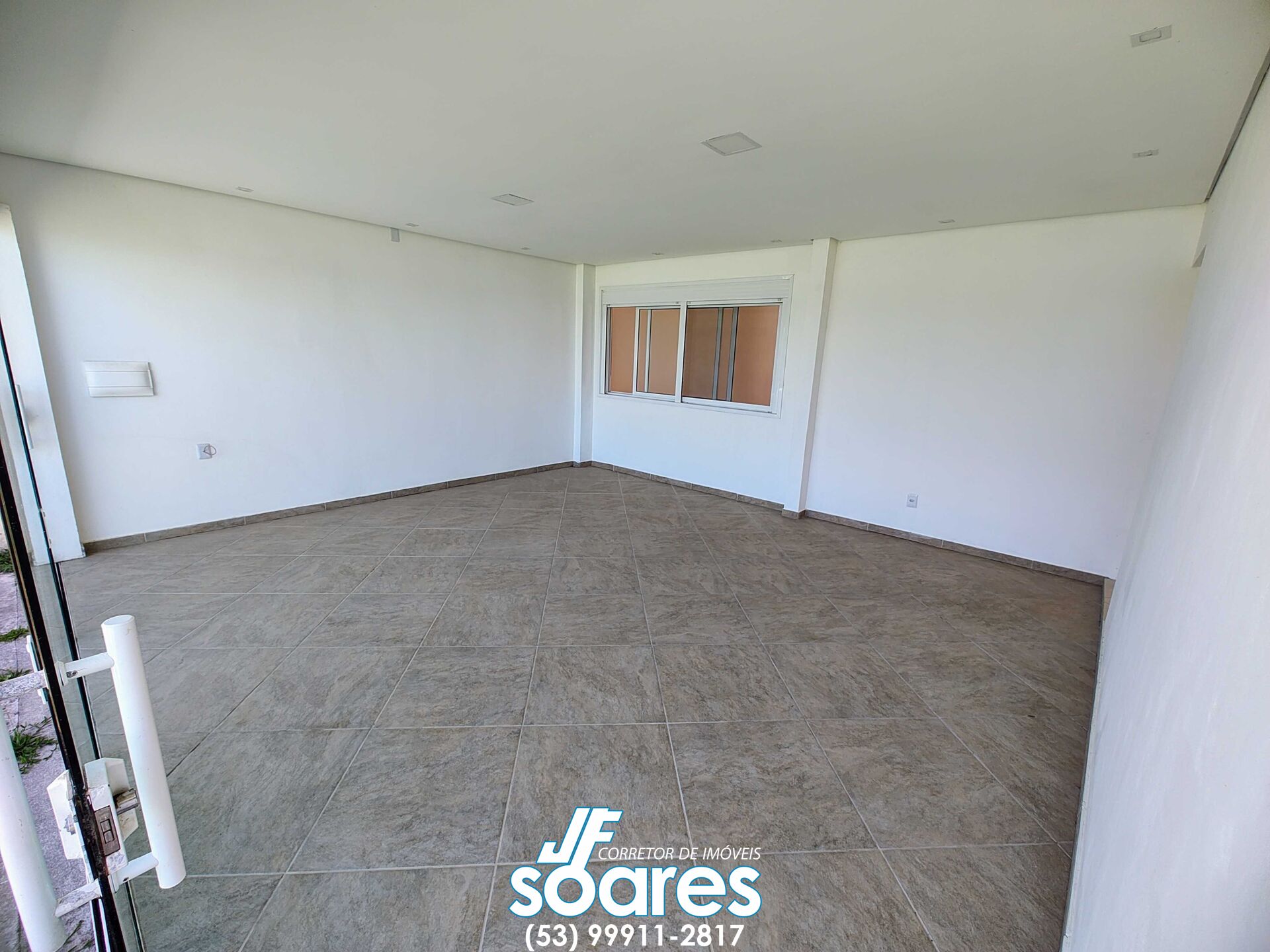 Casa à venda com 3 quartos, 172m² - Foto 4