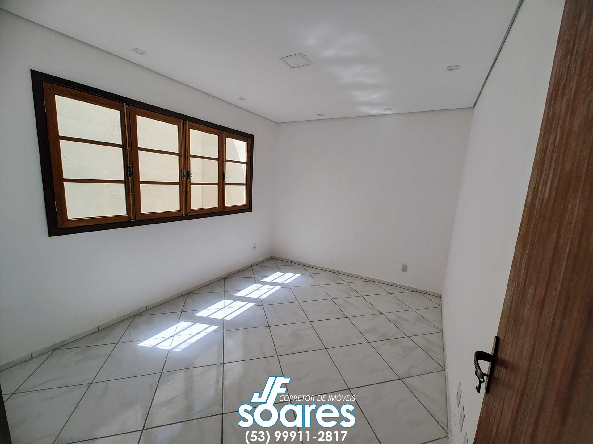 Casa à venda com 3 quartos, 172m² - Foto 16