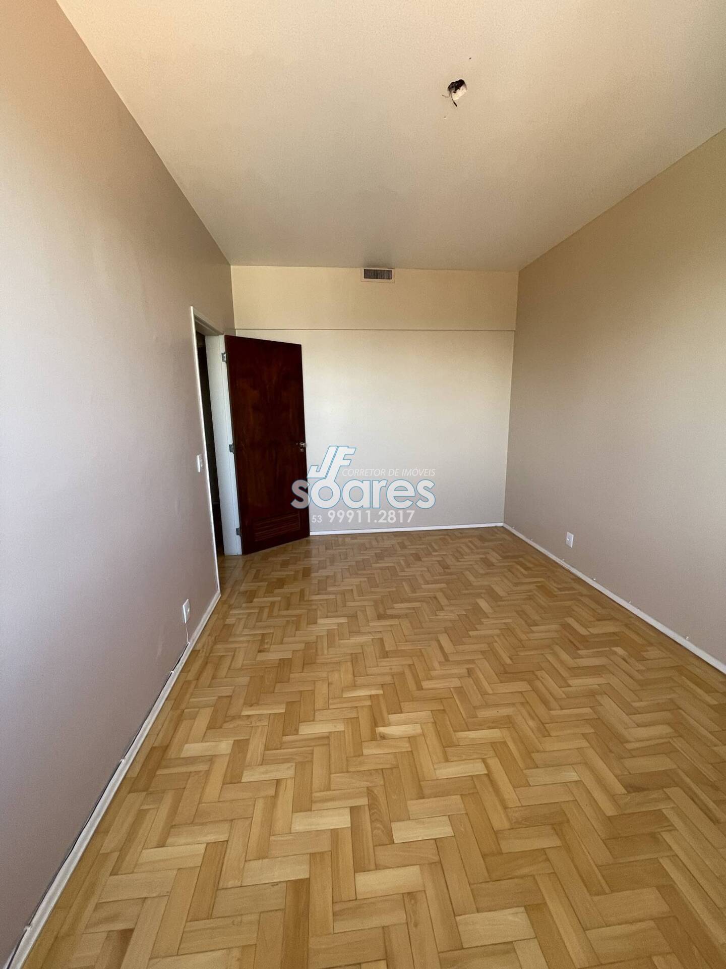 Apartamento à venda com 2 quartos, 119m² - Foto 4