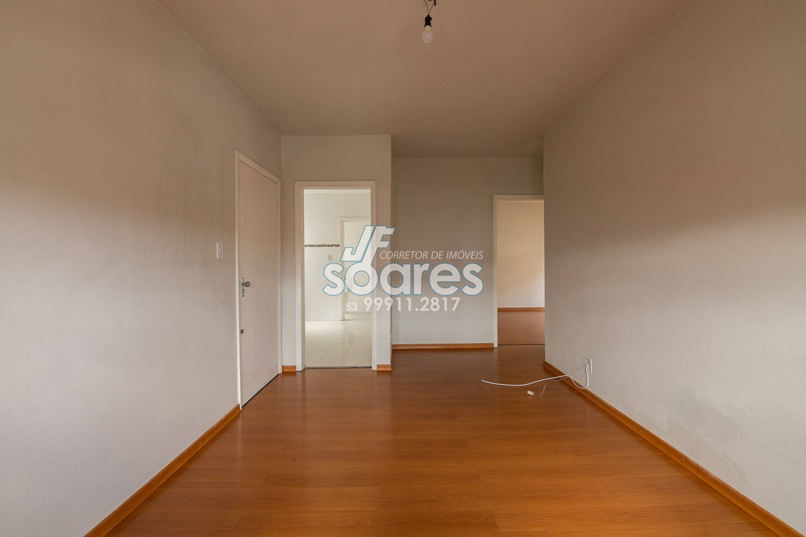 Apartamento à venda com 2 quartos, 68m² - Foto 2