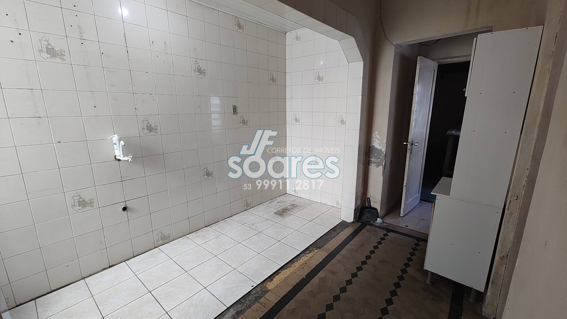Casa à venda com 2 quartos, 134m² - Foto 4