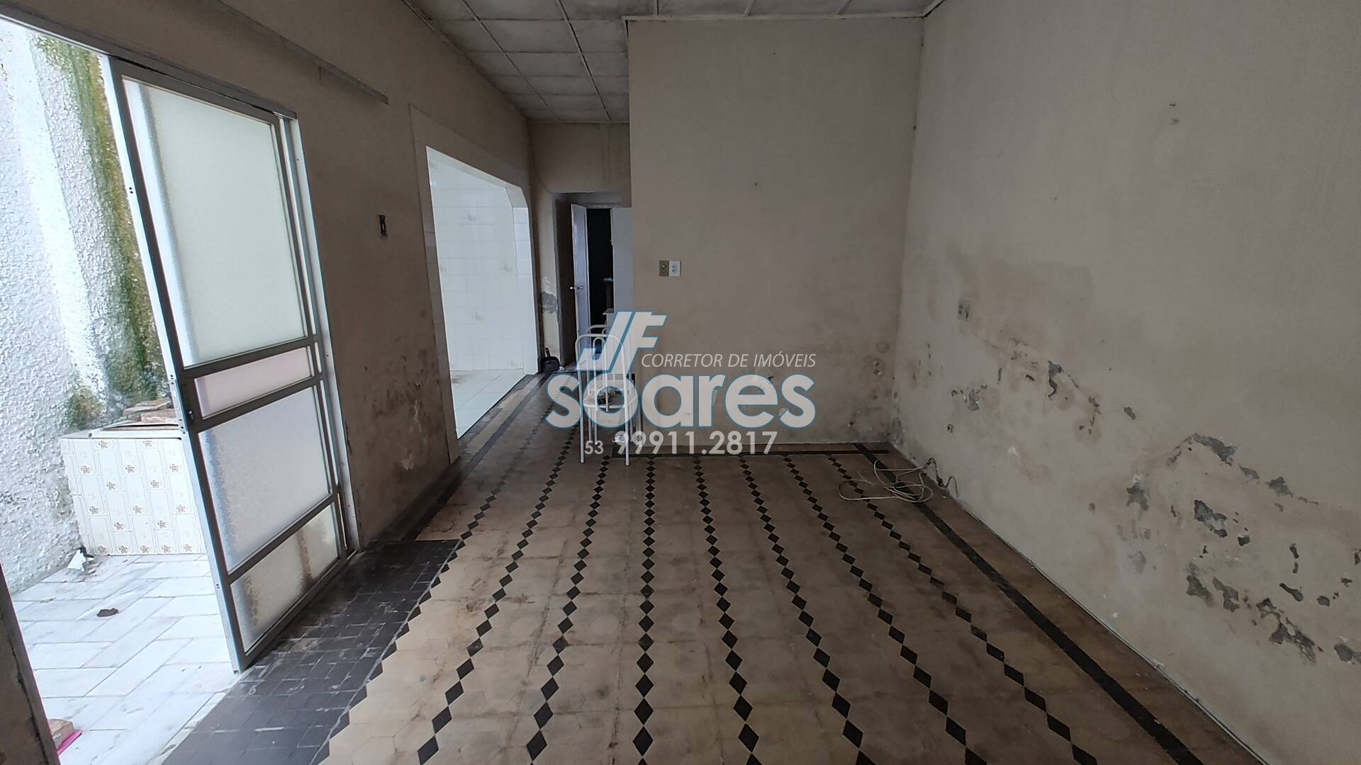 Casa à venda com 2 quartos, 134m² - Foto 2