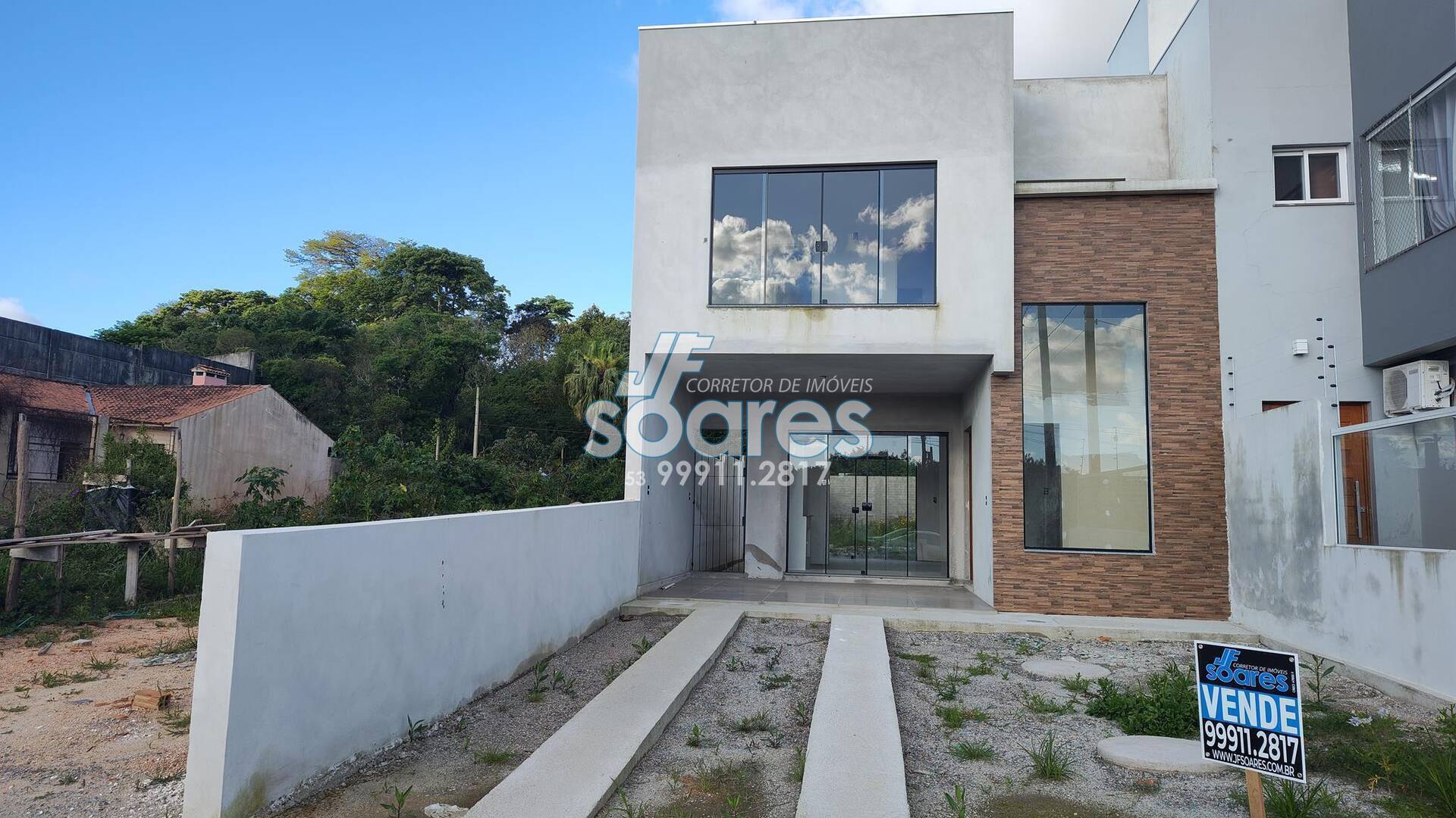 Sobrado à venda com 3 quartos, 103m² - Foto 1