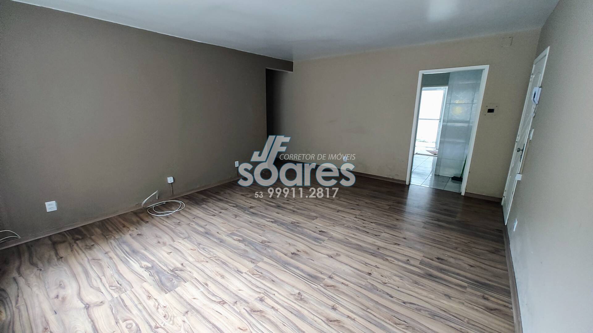 Apartamento à venda com 4 quartos, 137m² - Foto 2