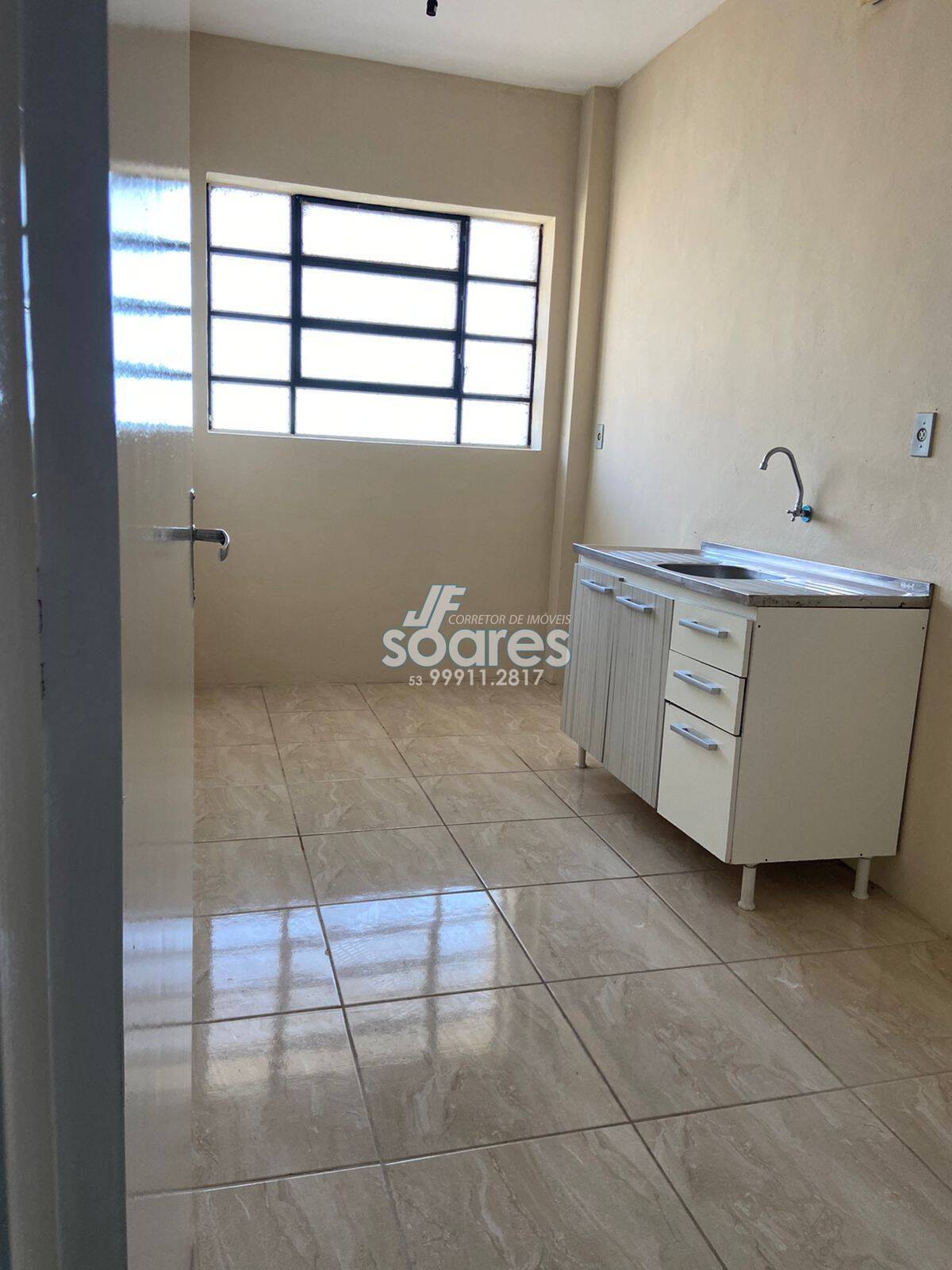 Apartamento à venda com 3 quartos, 98m² - Foto 9