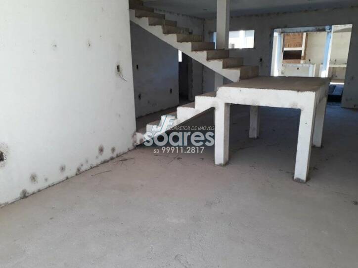 Sobrado à venda com 4 quartos, 322m² - Foto 6