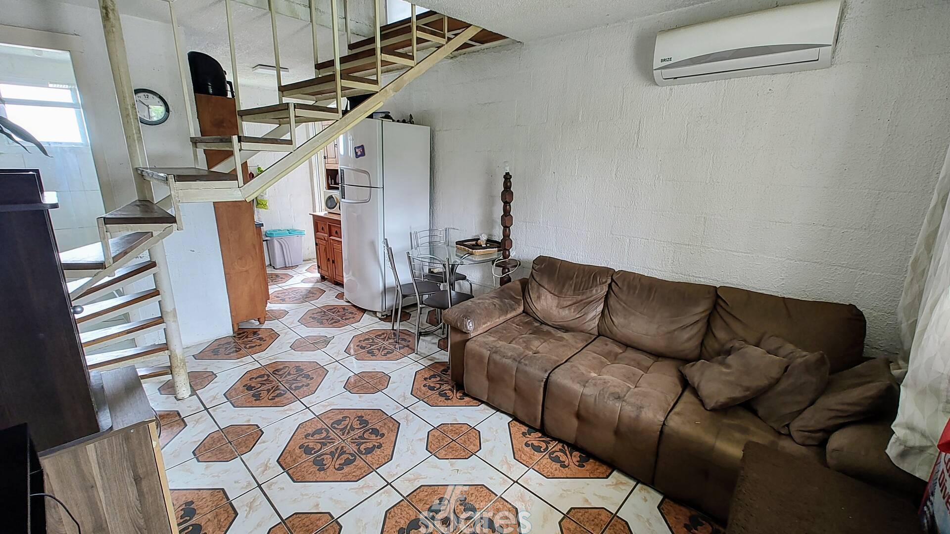 Casa de Condomínio à venda com 2 quartos, 67m² - Foto 2