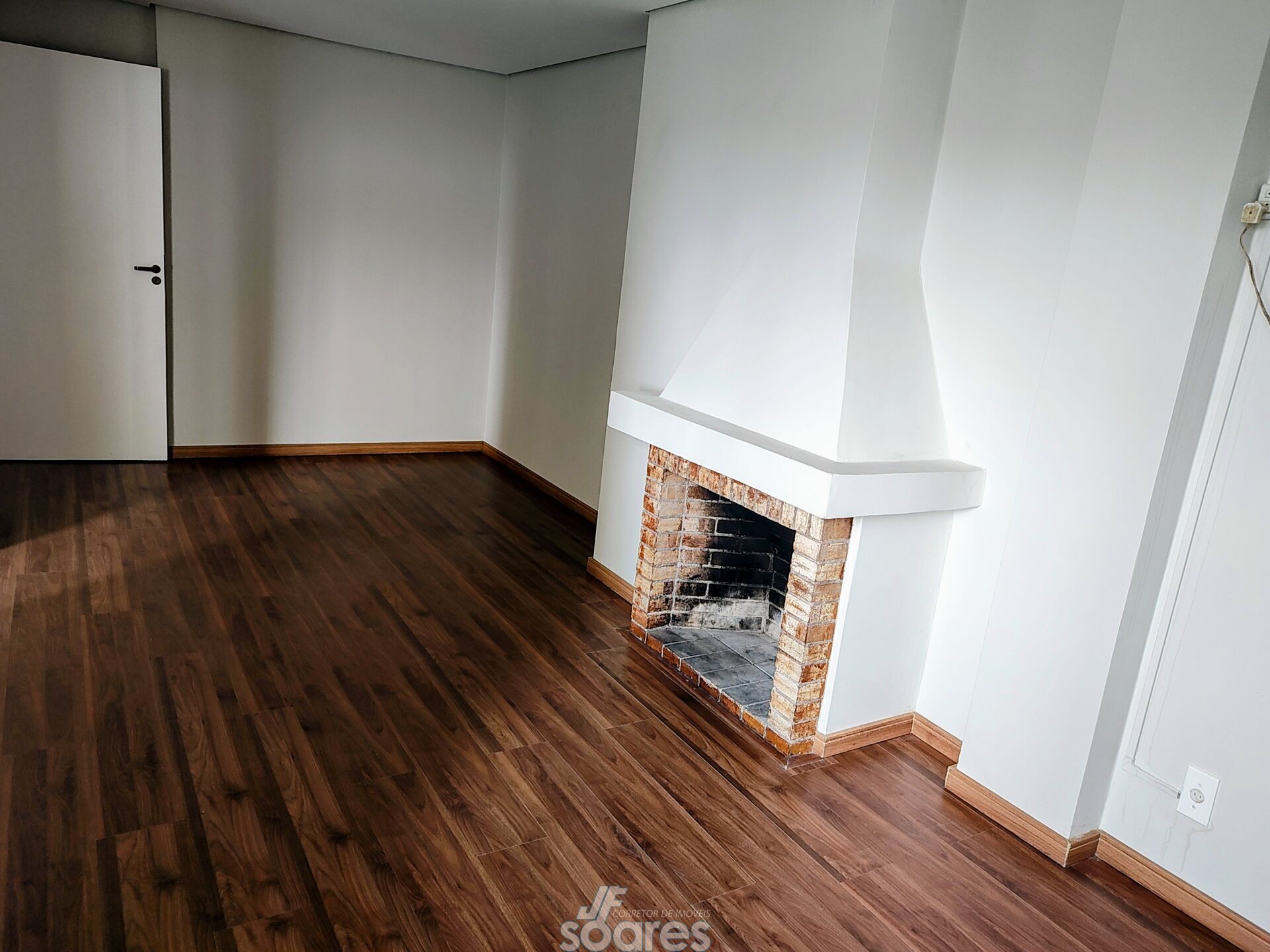 Apartamento à venda com 2 quartos, 75m² - Foto 1