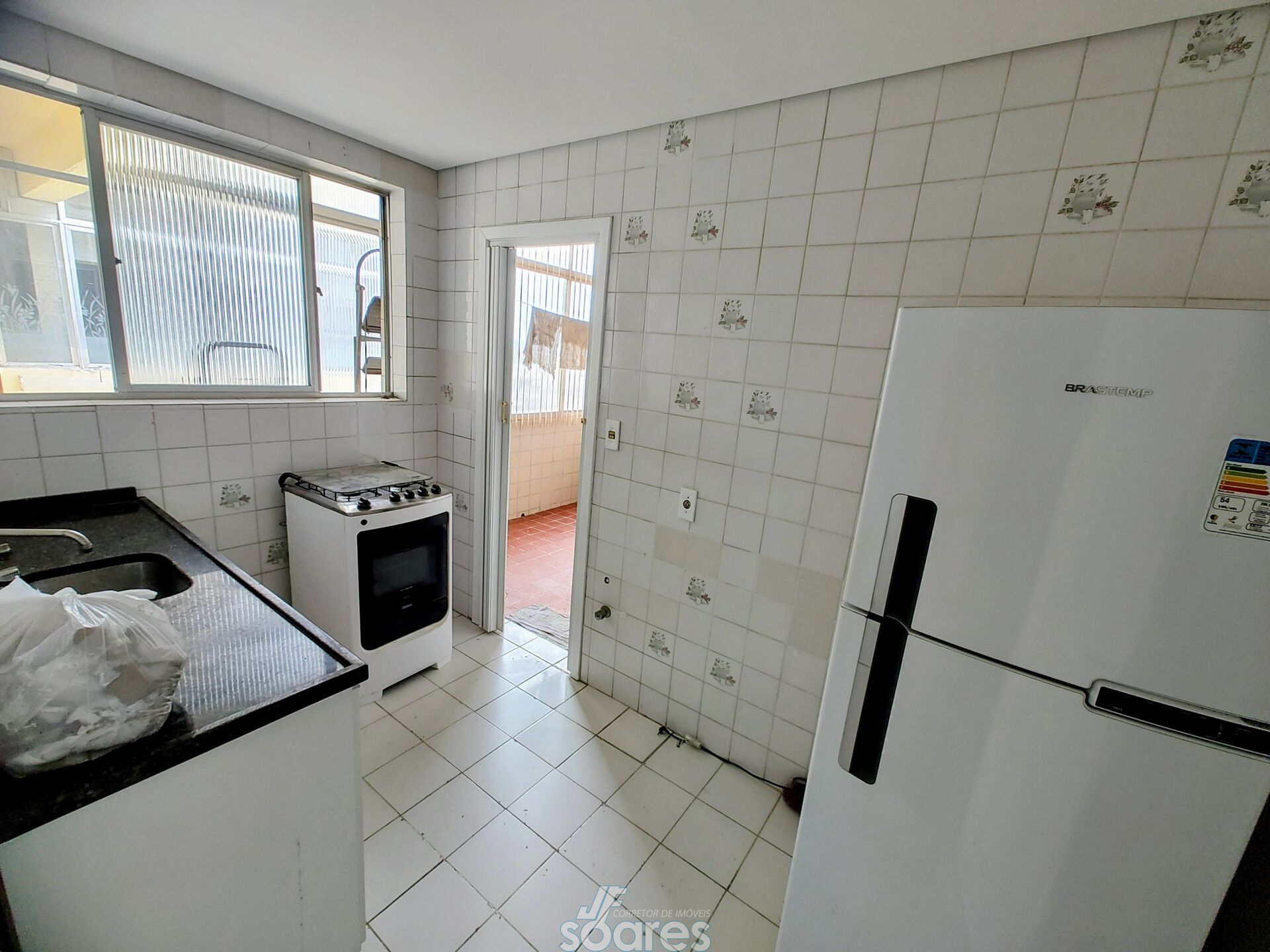 Apartamento à venda com 2 quartos, 75m² - Foto 5