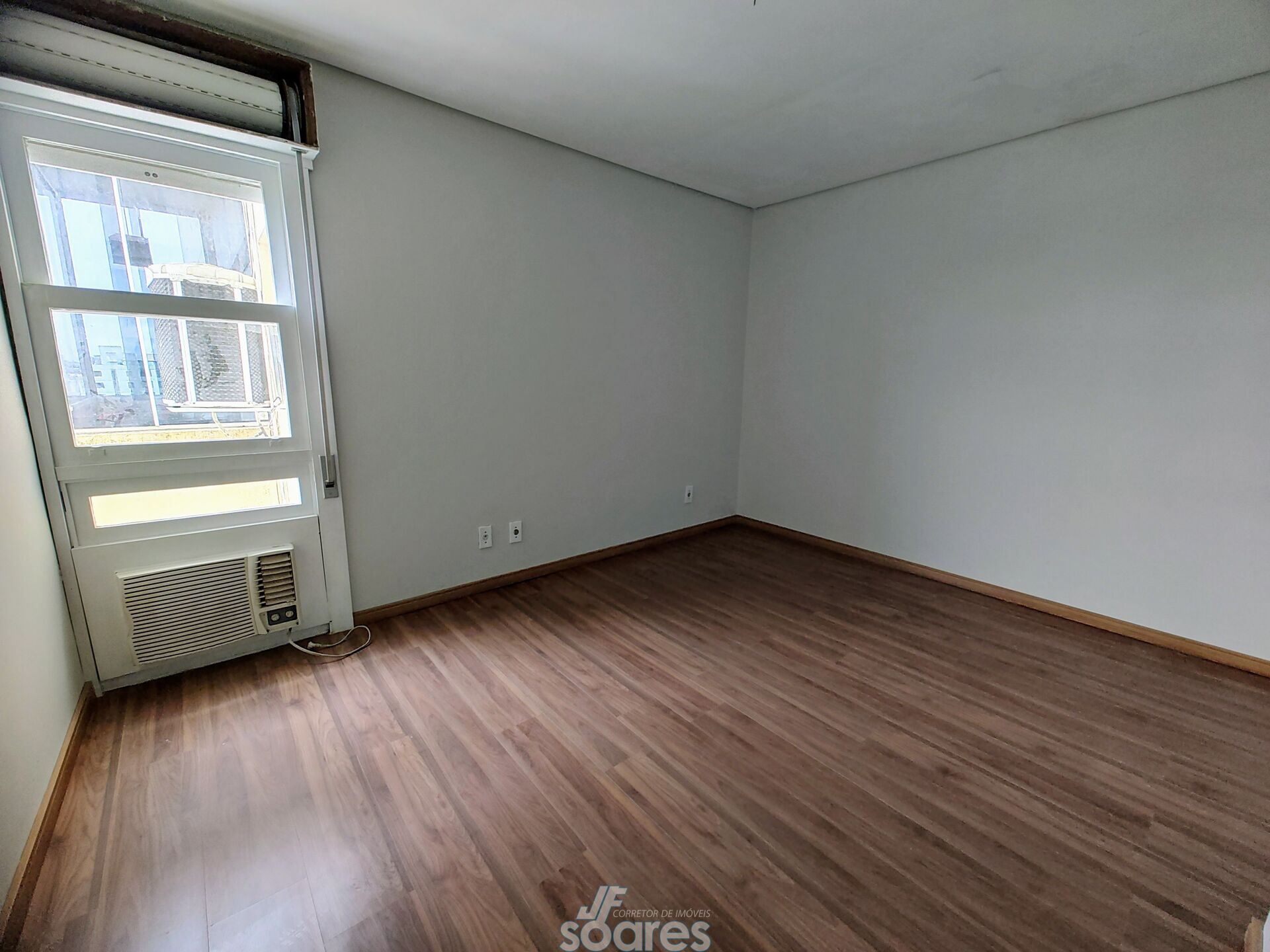 Apartamento à venda com 2 quartos, 75m² - Foto 10