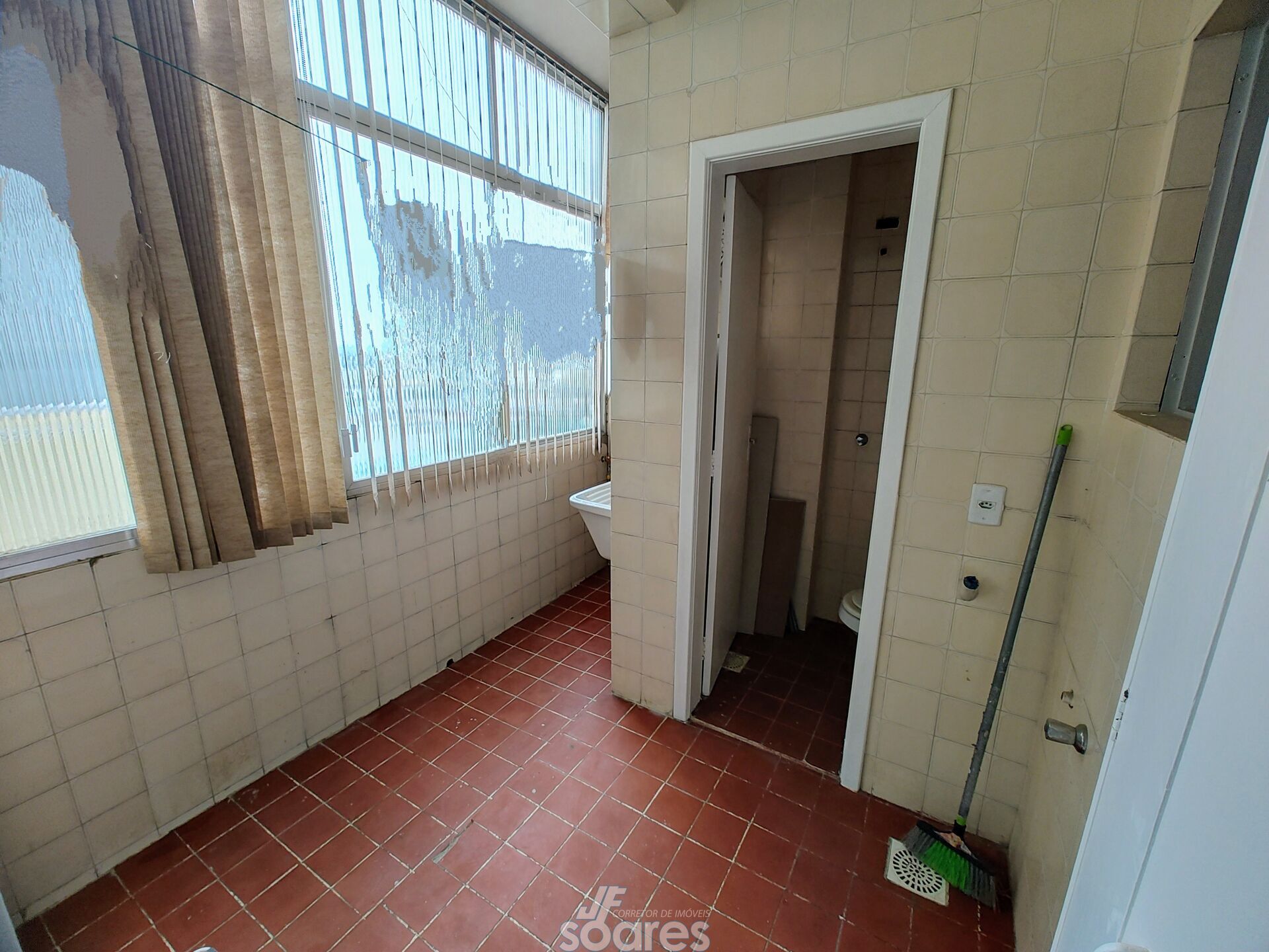 Apartamento à venda com 2 quartos, 75m² - Foto 17
