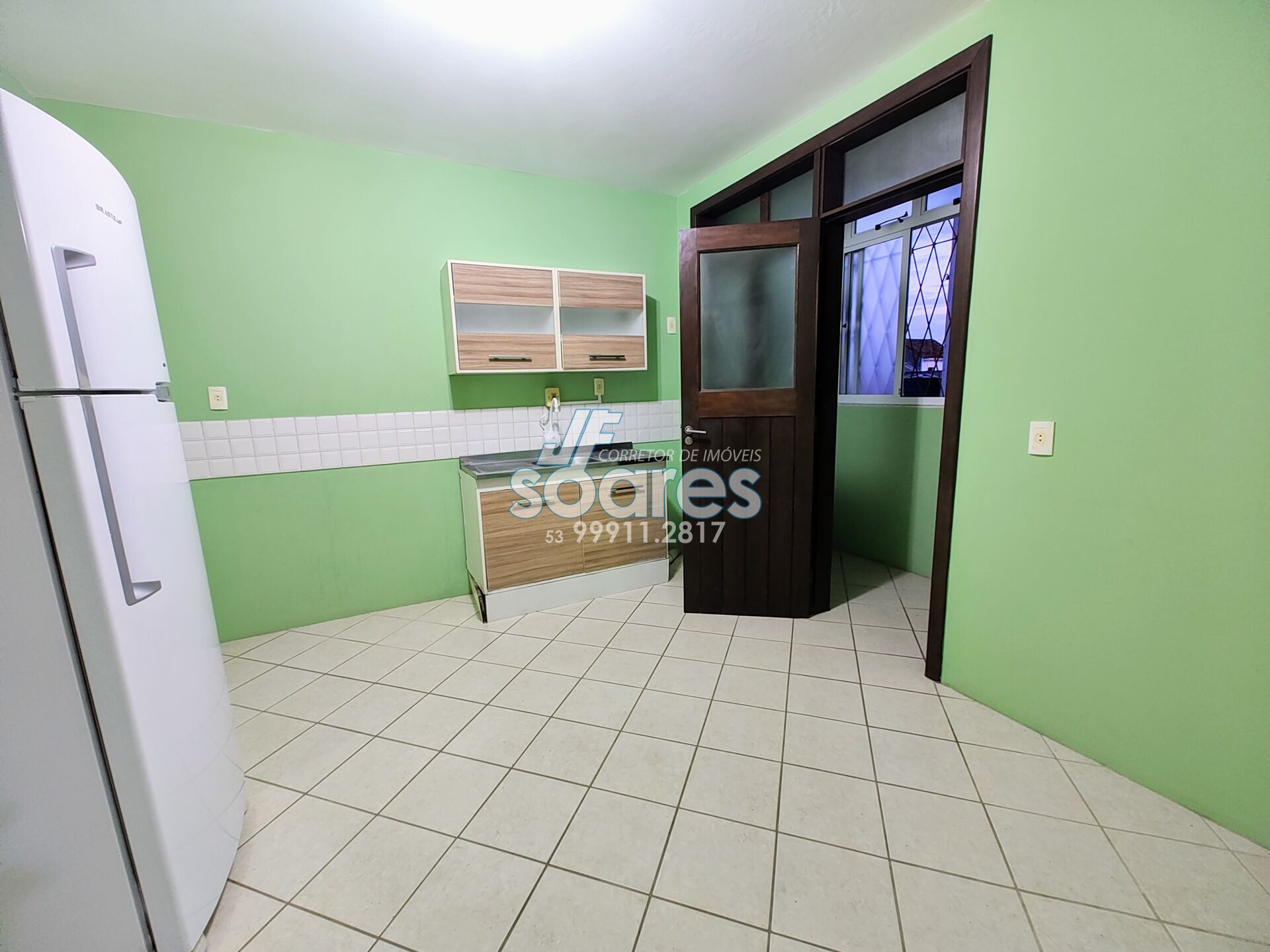 Apartamento à venda com 2 quartos, 72m² - Foto 3