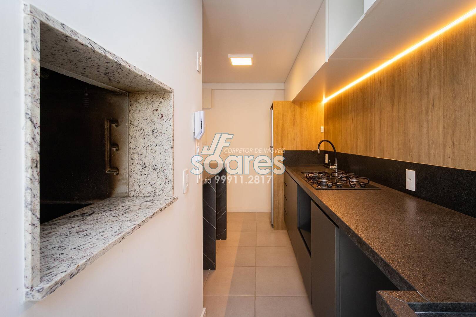 Apartamento à venda com 1 quarto, 141m² - Foto 16