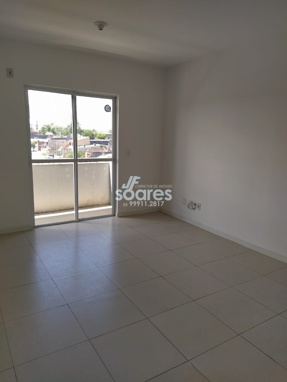 Apartamento à venda com 2 quartos, 71m² - Foto 2