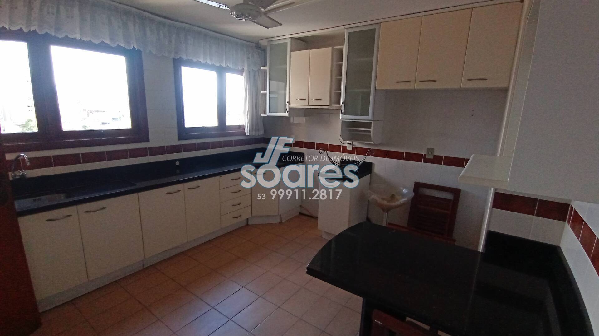 Apartamento à venda com 3 quartos, 191m² - Foto 5