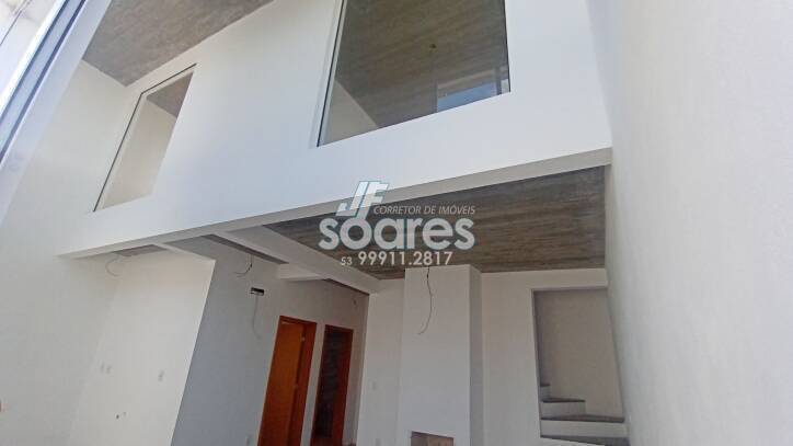 Sobrado à venda com 2 quartos, 110m² - Foto 2