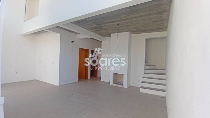 Sobrado à venda com 2 quartos, 110m² - Foto 1