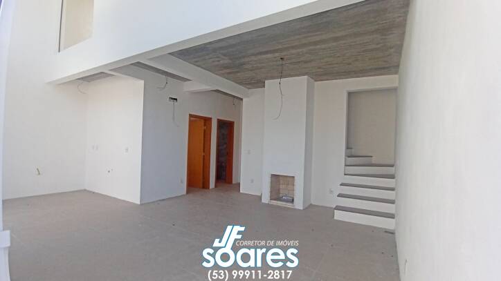 Sobrado à venda com 2 quartos, 110m² - Foto 1