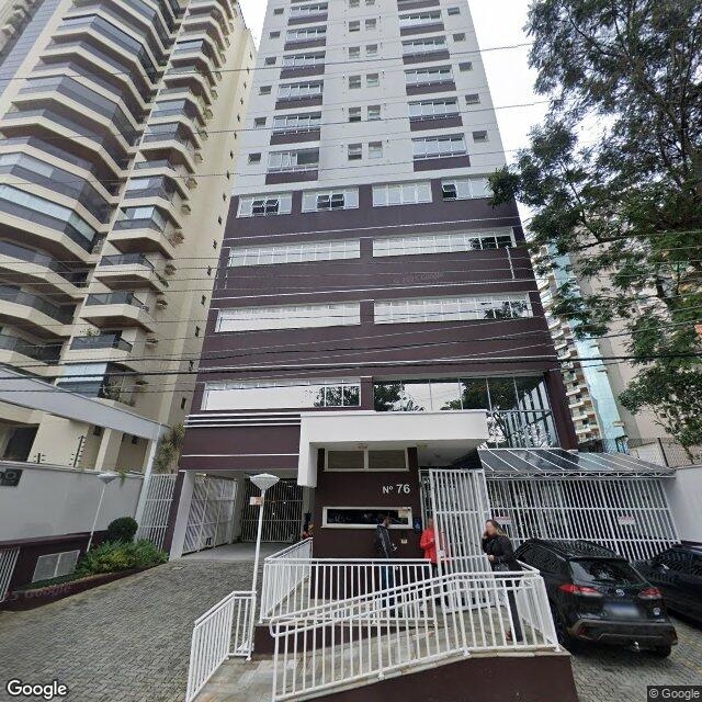 Imagem estática do "Street View" da localização