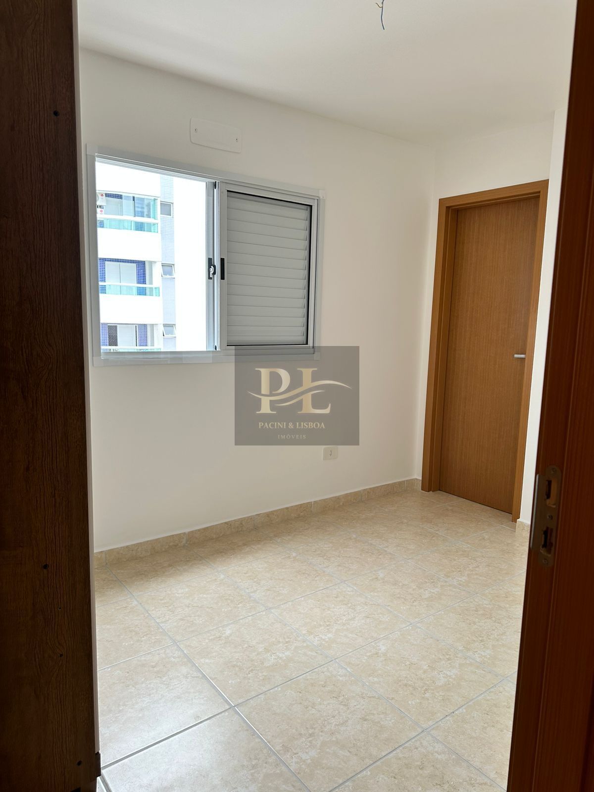 Apartamento para alugar com 2 quartos, 58m² - Foto 11