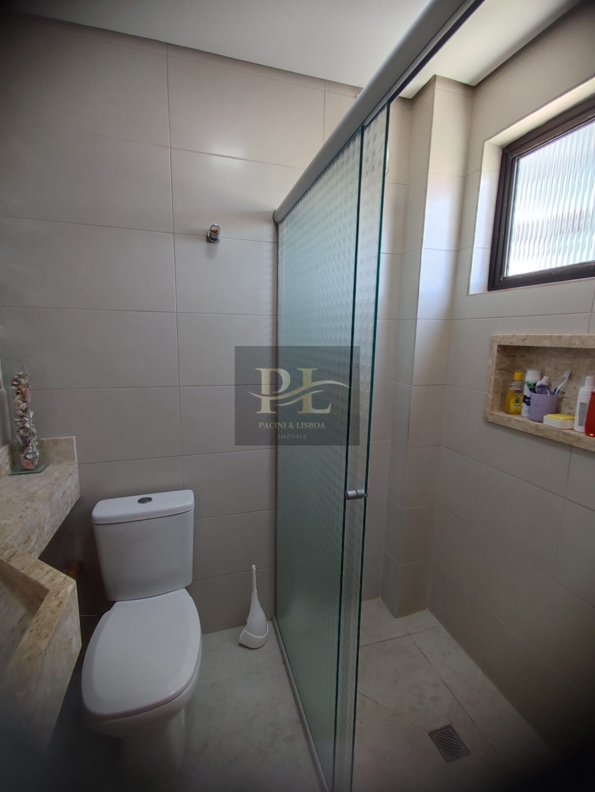 Apartamento à venda com 2 quartos, 71m² - Foto 18