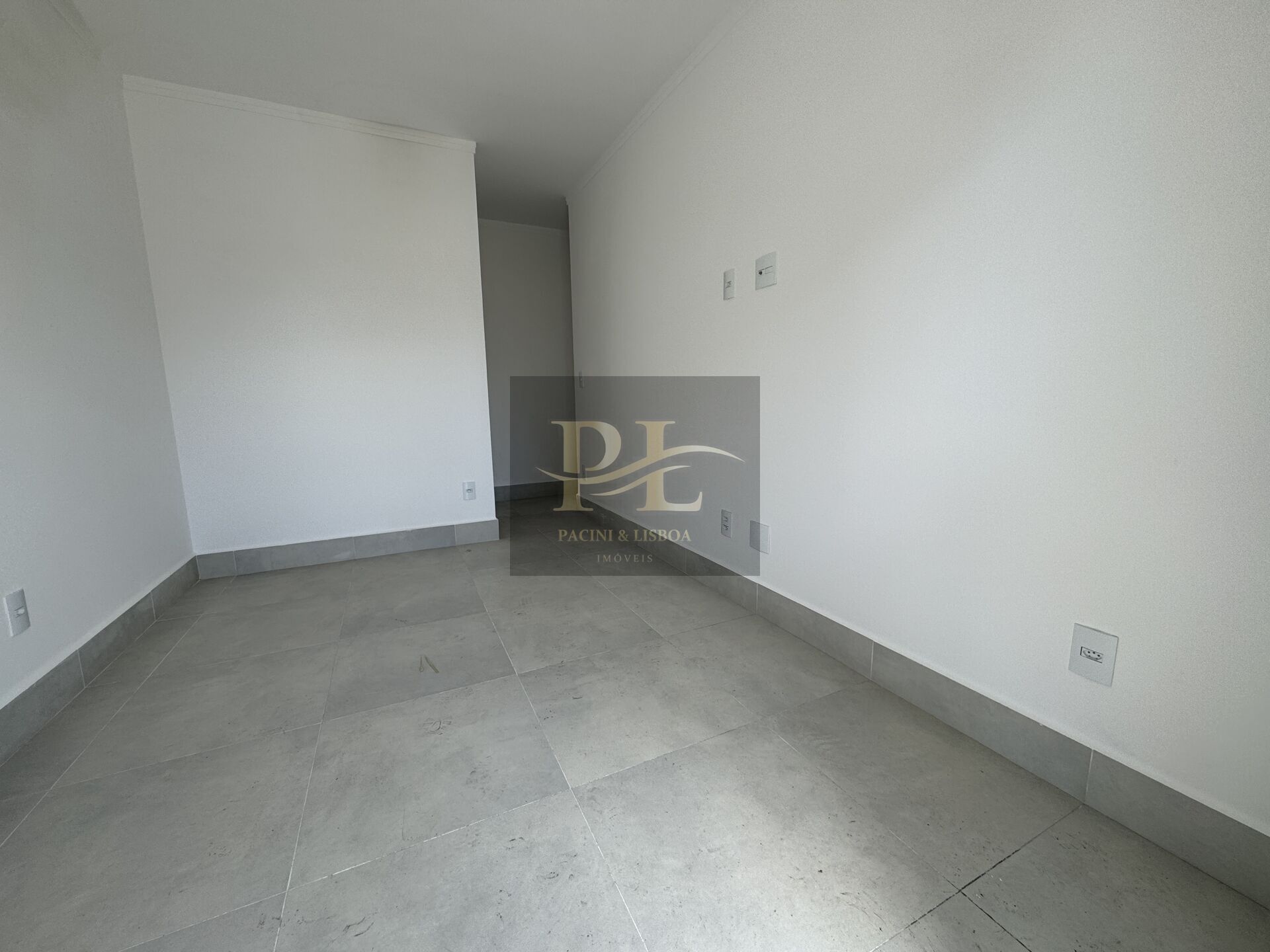 Apartamento à venda com 3 quartos, 109m² - Foto 22