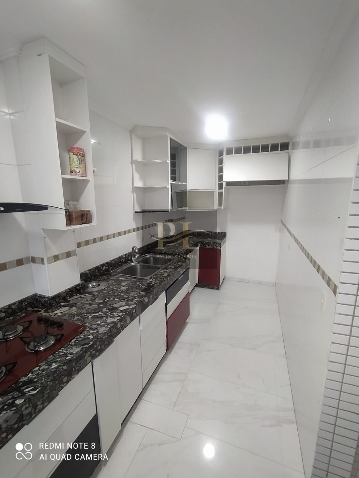 Apartamento à venda com 2 quartos, 93m² - Foto 9