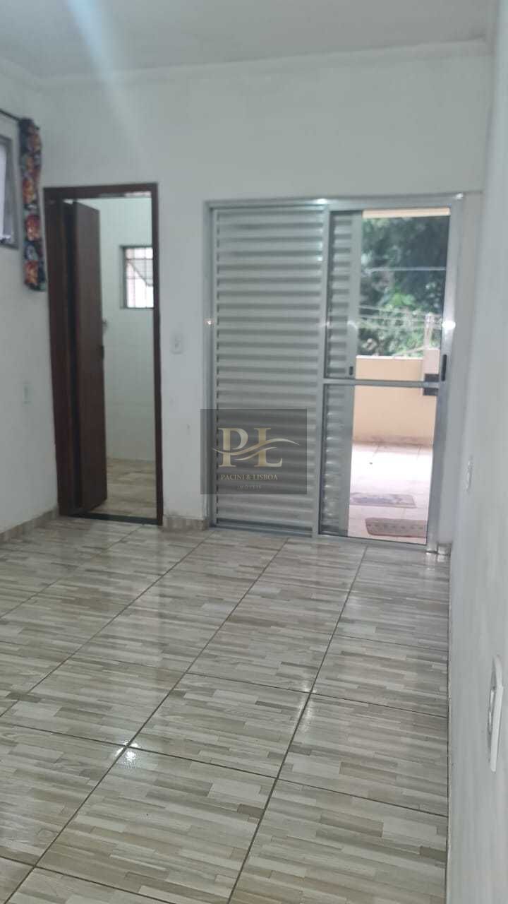 Sobrado à venda com 2 quartos, 250m² - Foto 1