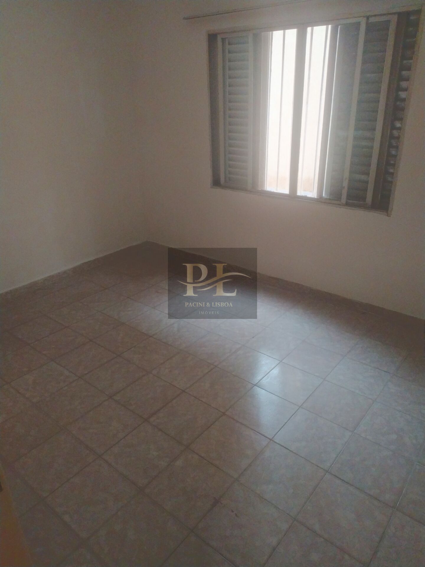 Apartamento à venda com 2 quartos, 80m² - Foto 2