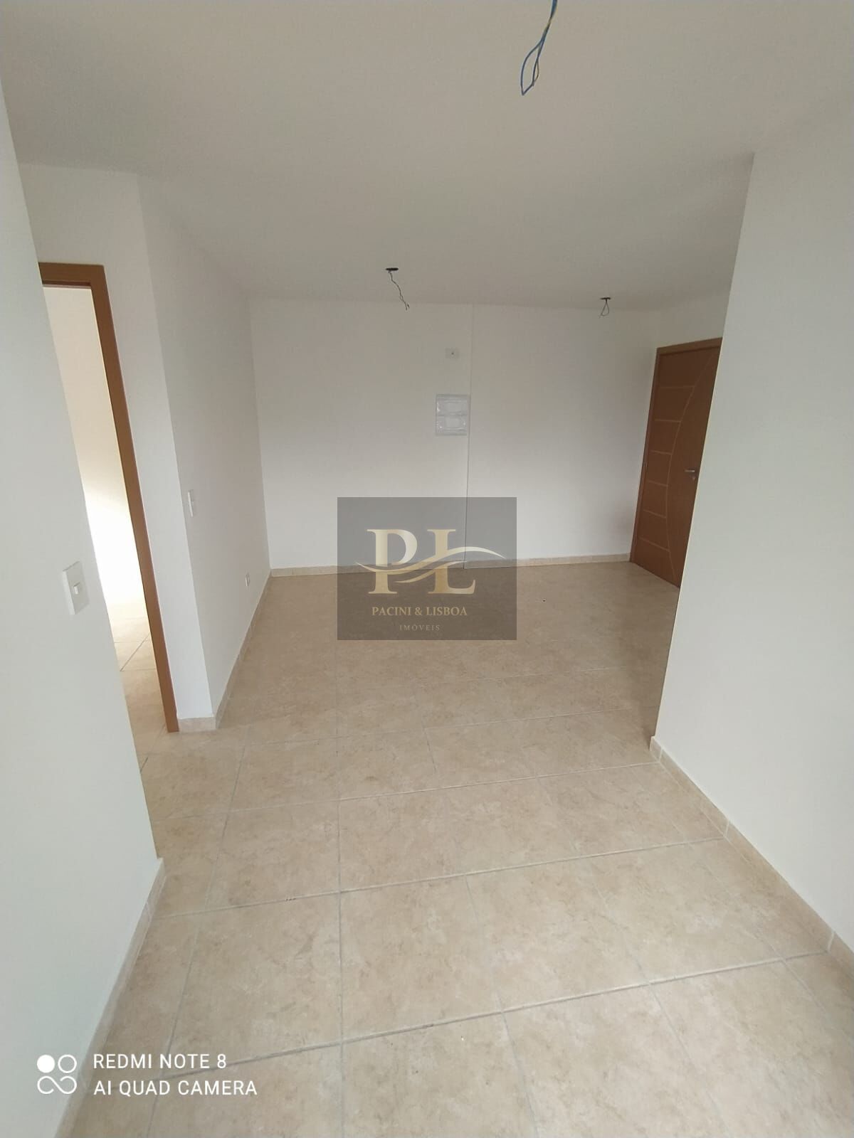 Apartamento à venda com 2 quartos, 57m² - Foto 3