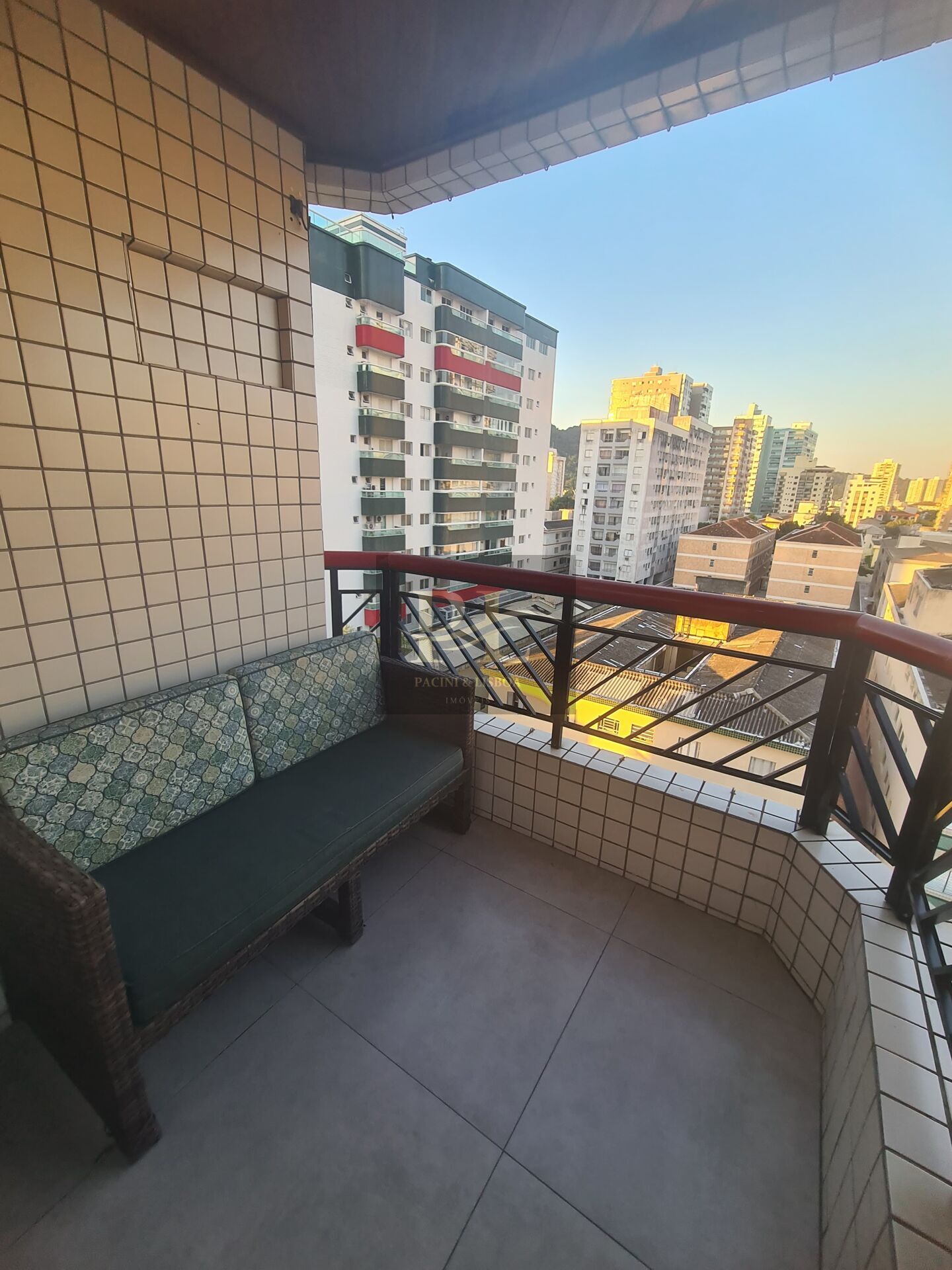 Apartamento para alugar com 2 quartos, 83m² - Foto 4