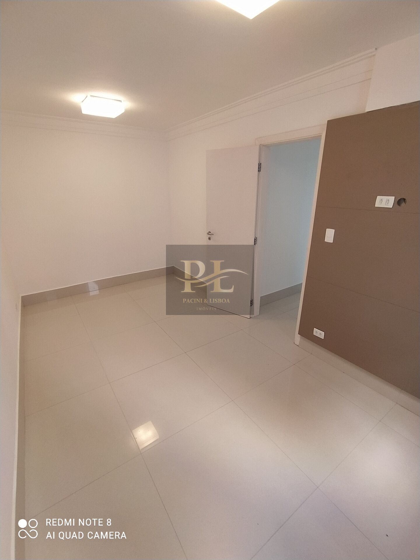 Apartamento para alugar com 1 quarto, 51m² - Foto 14