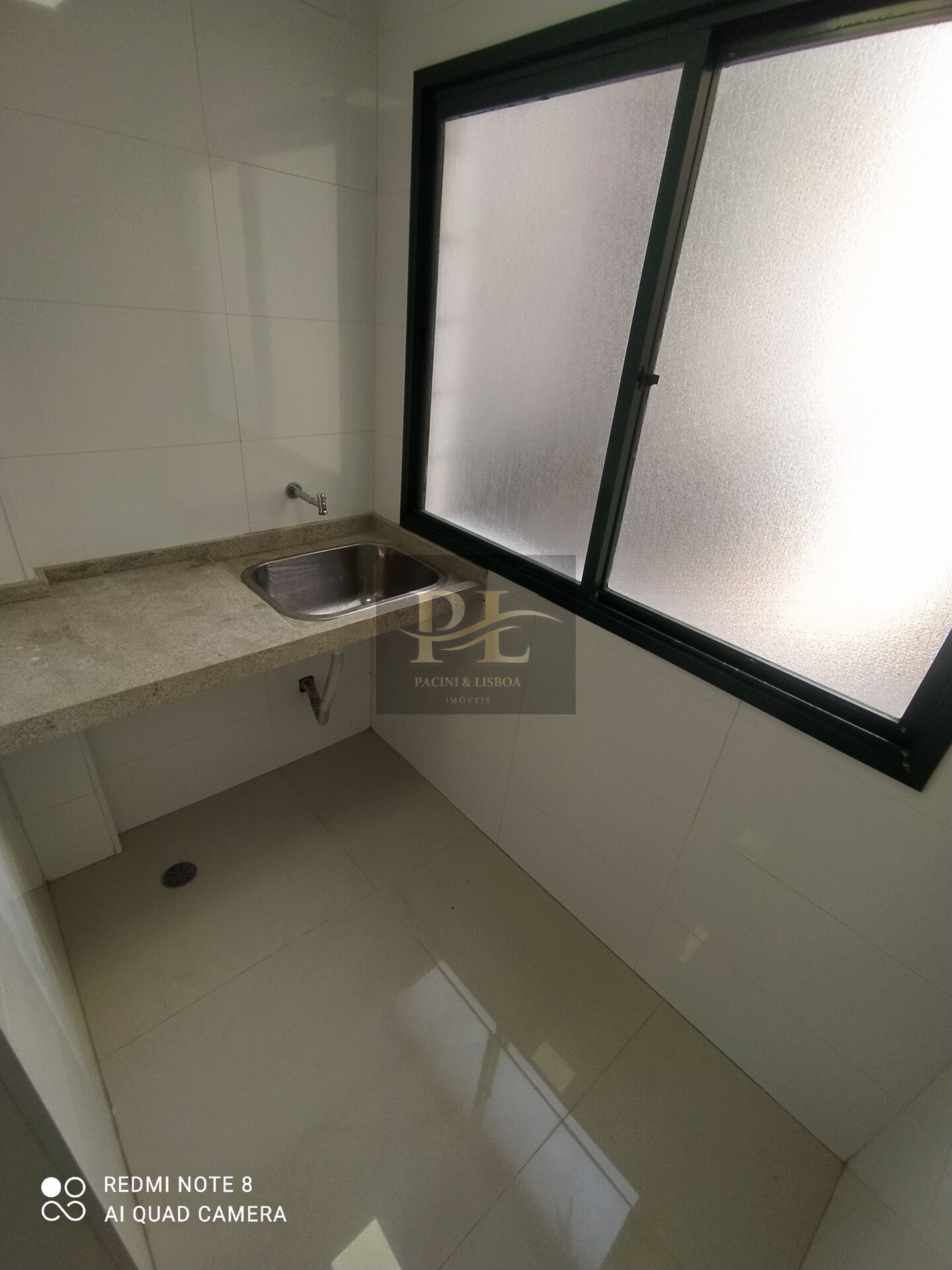 Apartamento para alugar com 1 quarto, 51m² - Foto 12