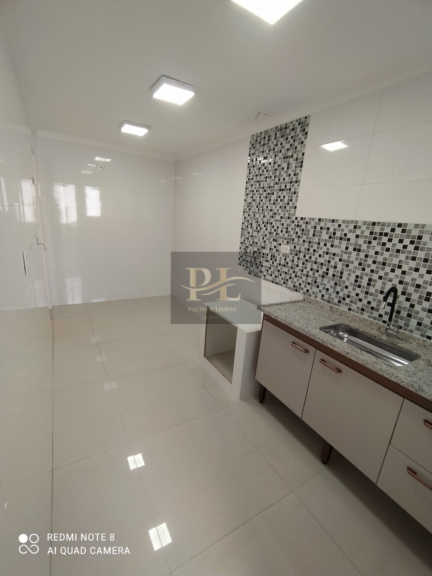 Apartamento para alugar com 1 quarto, 51m² - Foto 9