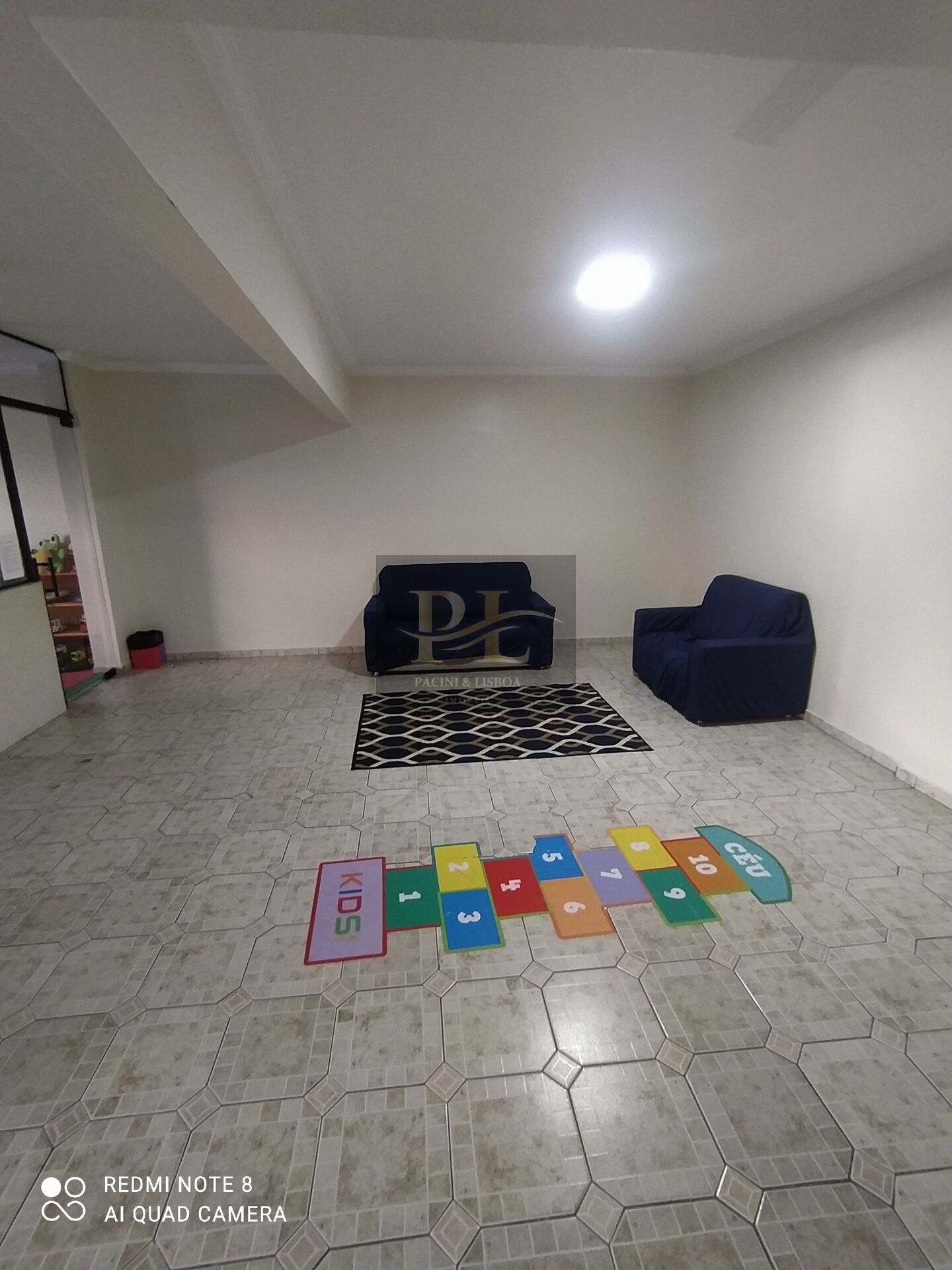 Apartamento à venda com 3 quartos, 122m² - Foto 9