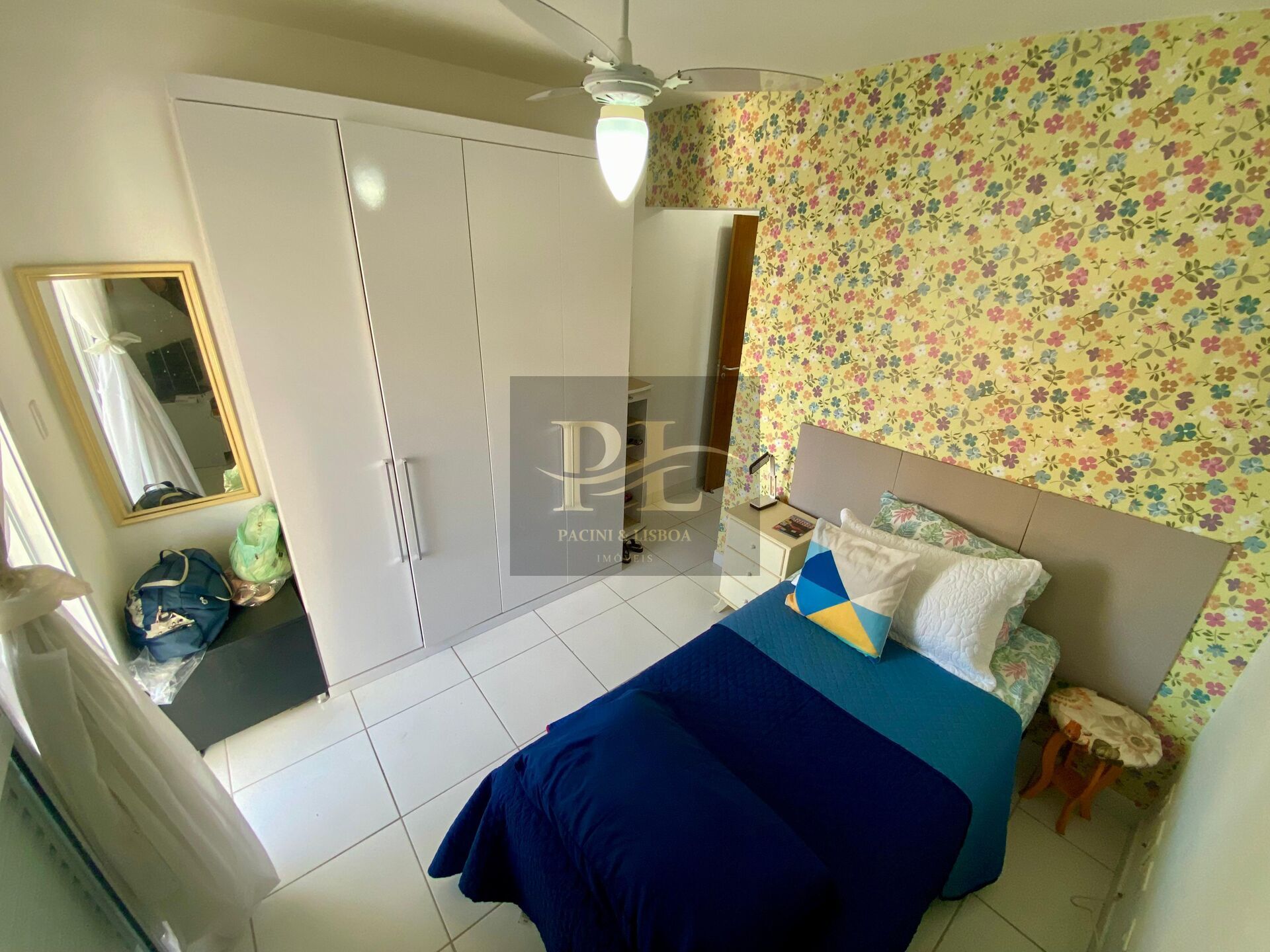 Apartamento à venda com 2 quartos, 70m² - Foto 11