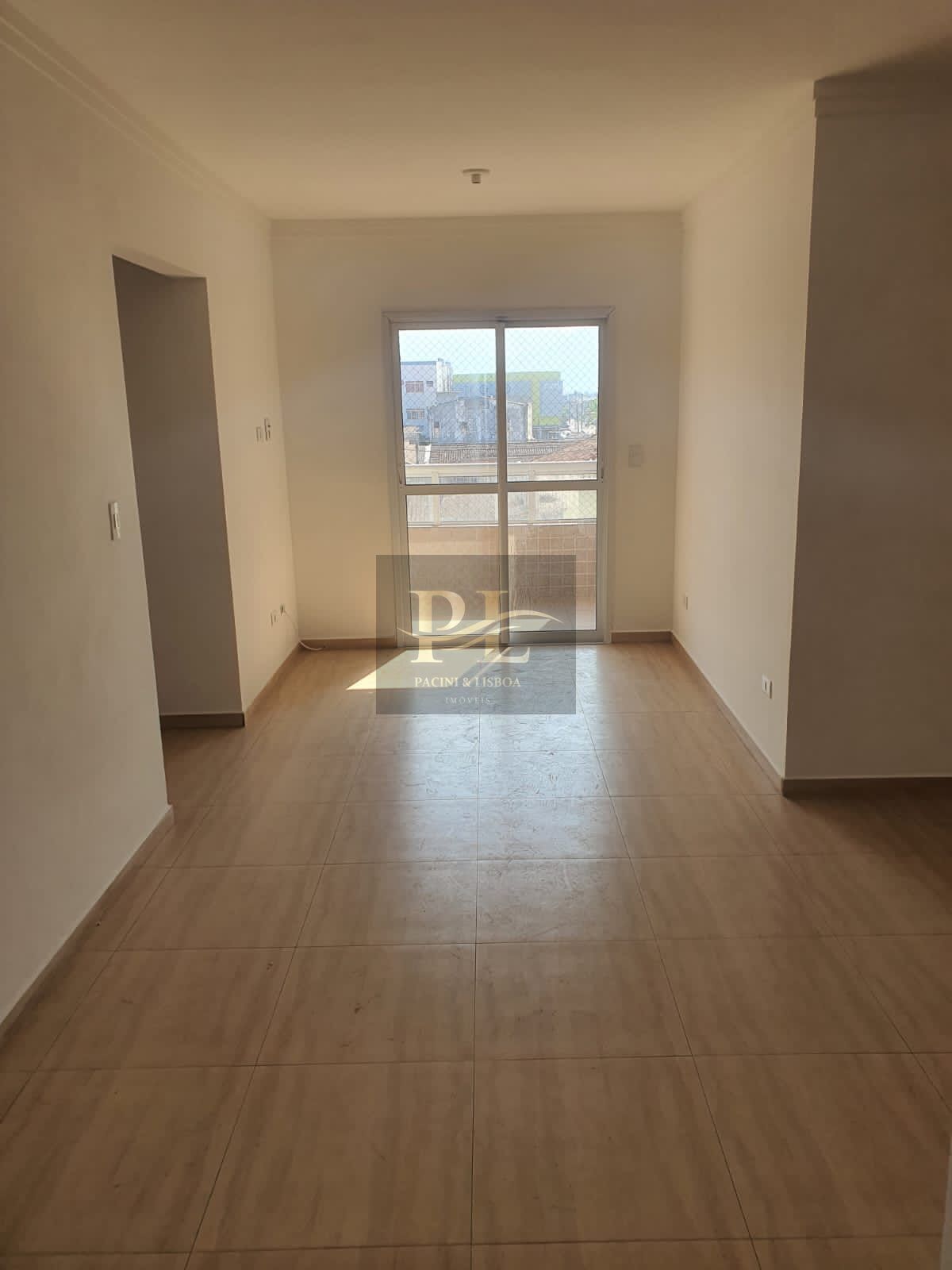 Apartamento à venda com 2 quartos, 60m² - Foto 1