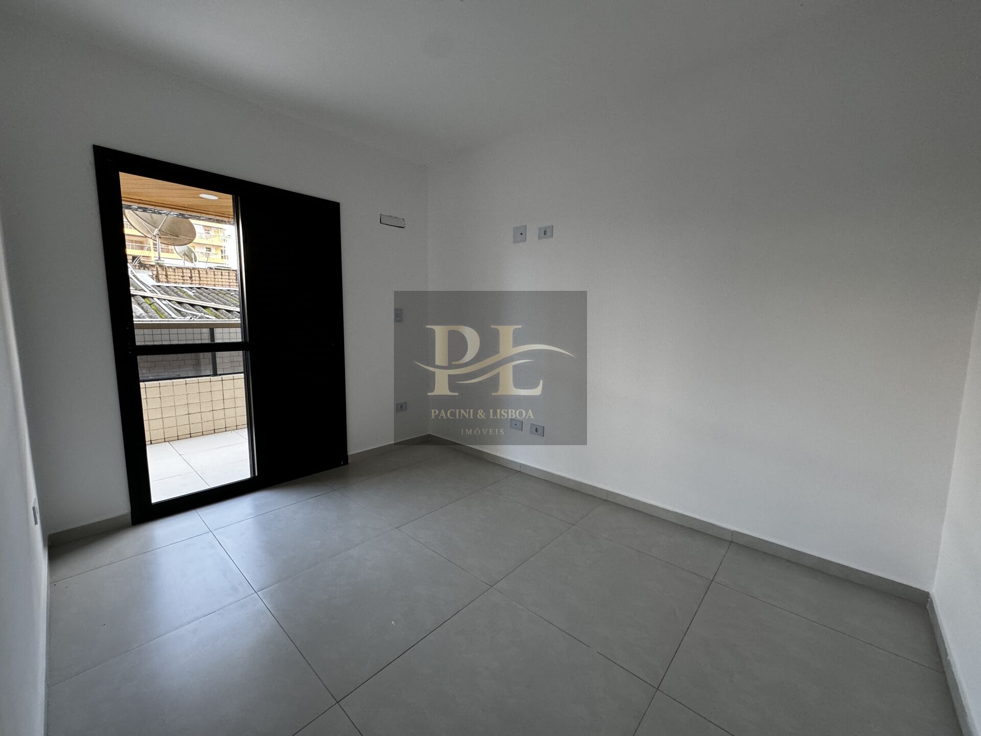 Apartamento à venda com 2 quartos, 71m² - Foto 18