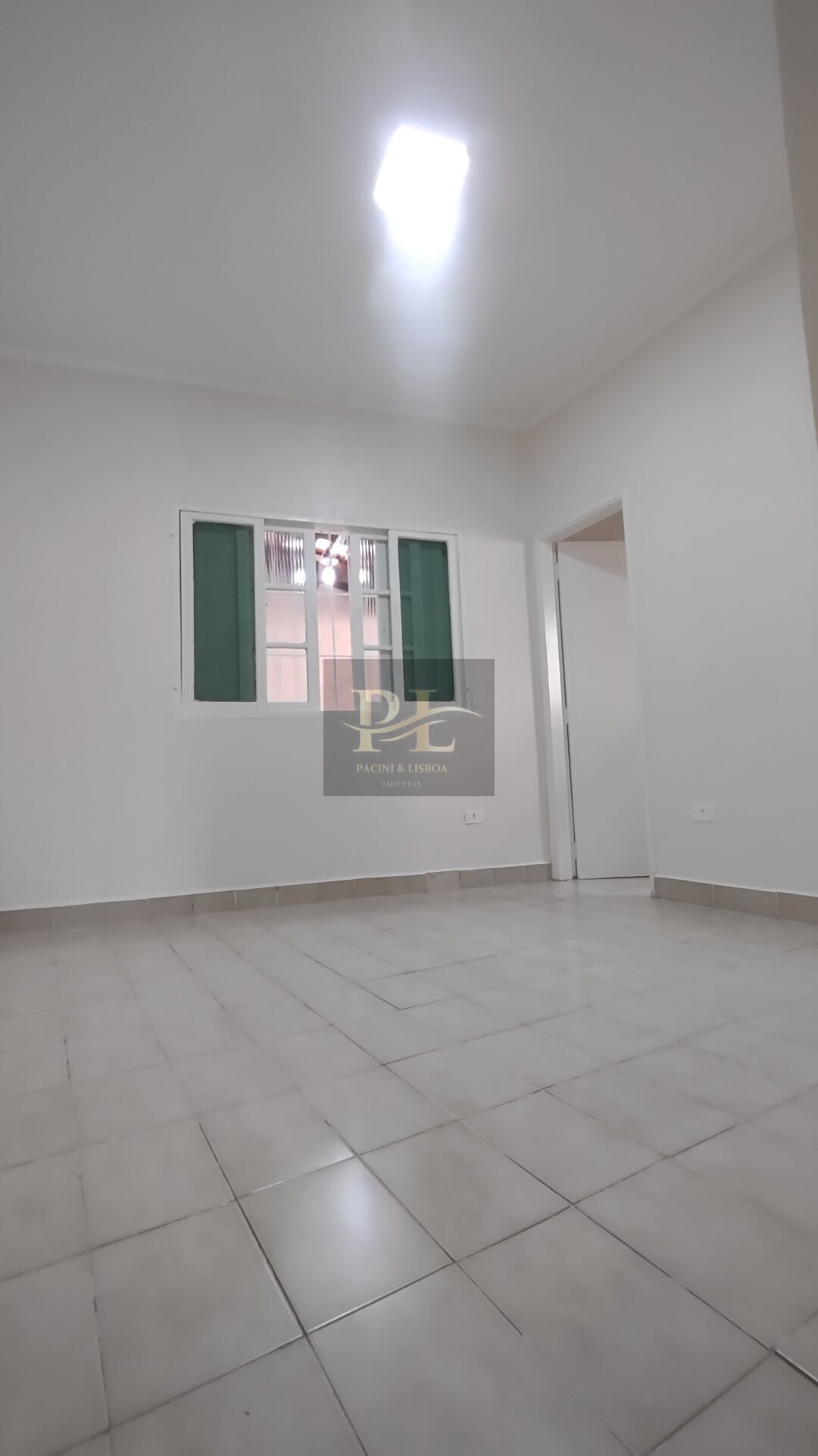 Casa à venda com 2 quartos, 45m² - Foto 21