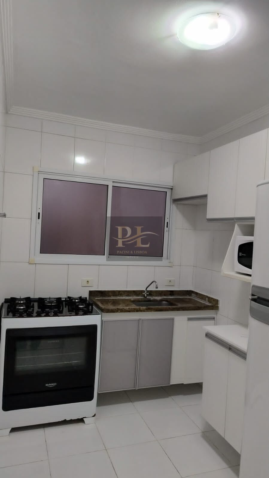 Apartamento para alugar com 2 quartos, 110m² - Foto 15