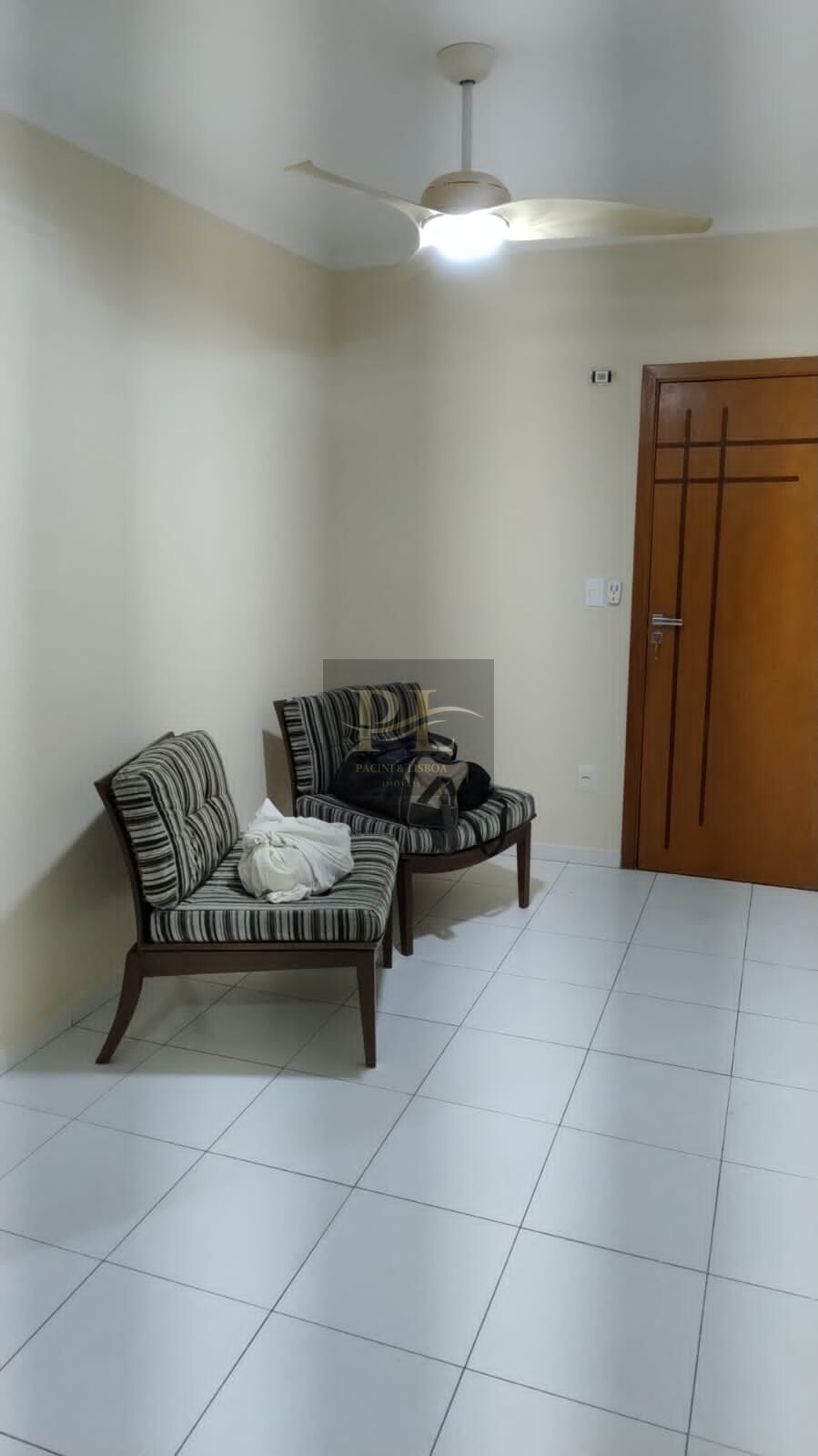 Apartamento para alugar com 2 quartos, 110m² - Foto 6