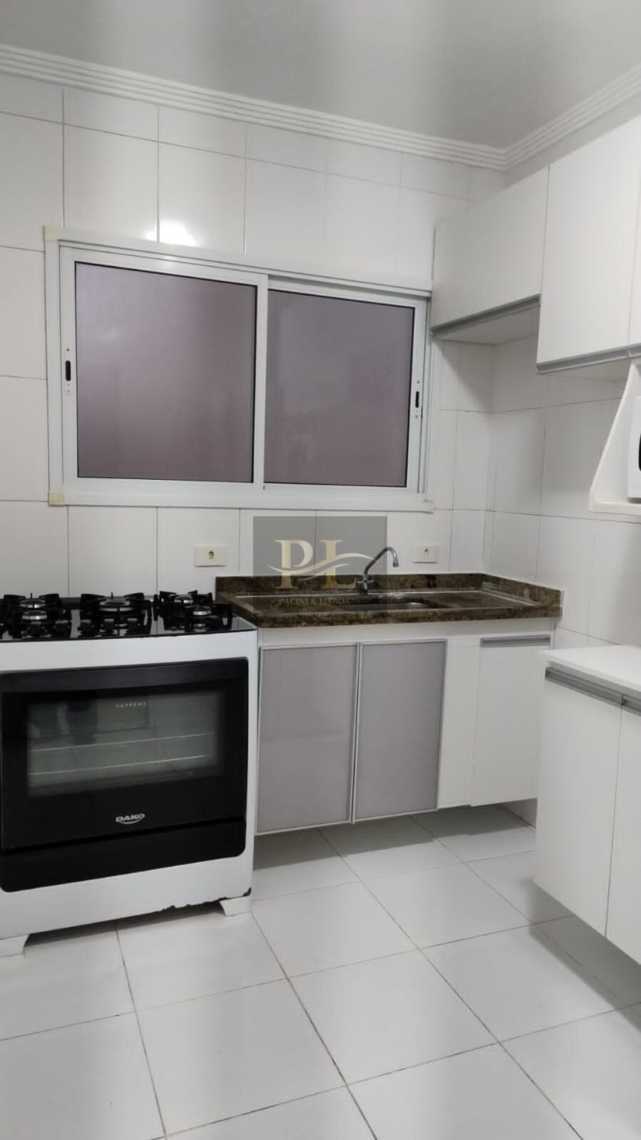 Apartamento para alugar com 2 quartos, 110m² - Foto 14