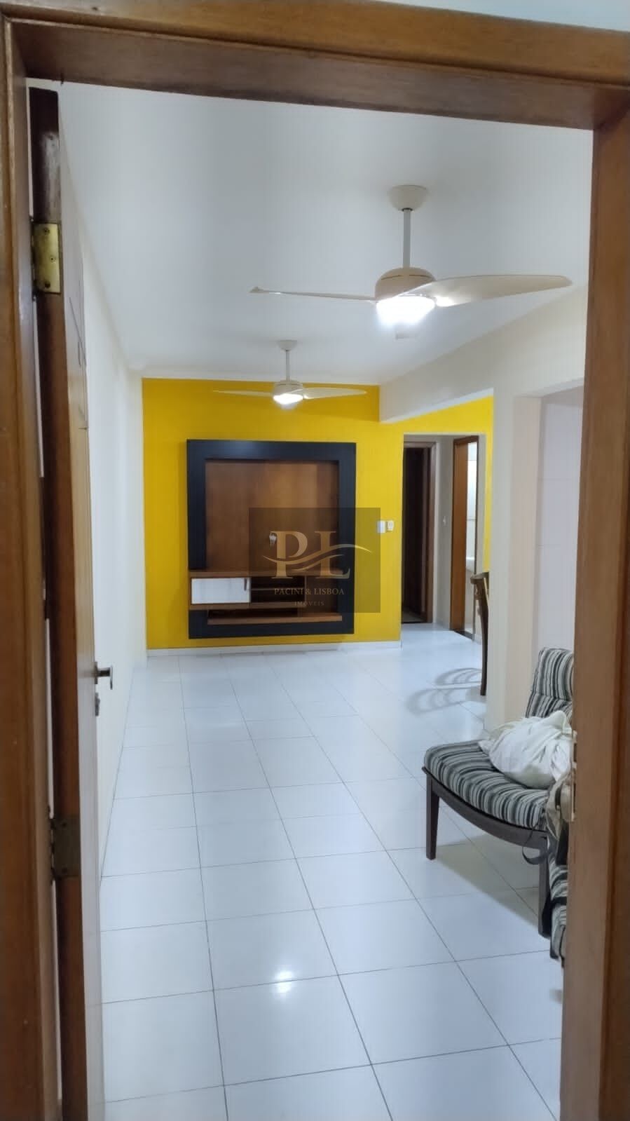 Apartamento para alugar com 2 quartos, 110m² - Foto 4