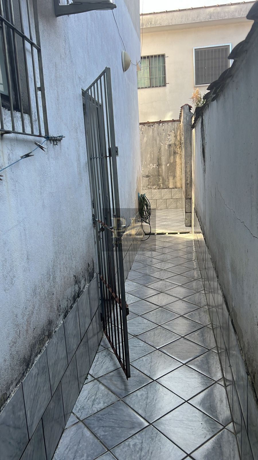 Loja-Salão para alugar com 3 quartos, 144m² - Foto 14