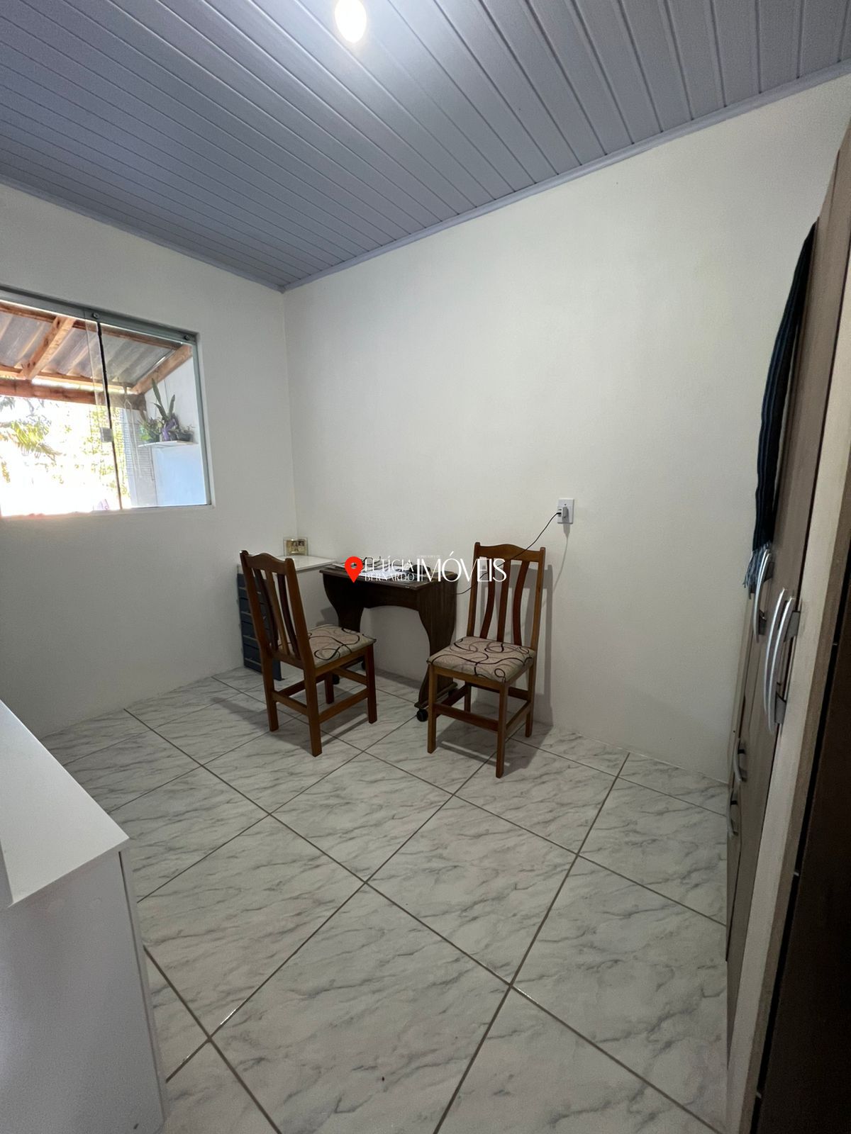 CASA À VENDA EM BALNEÁRIO PINHAL! ACEITA FINANCIAMENTO BANCÁRIO - foto 12