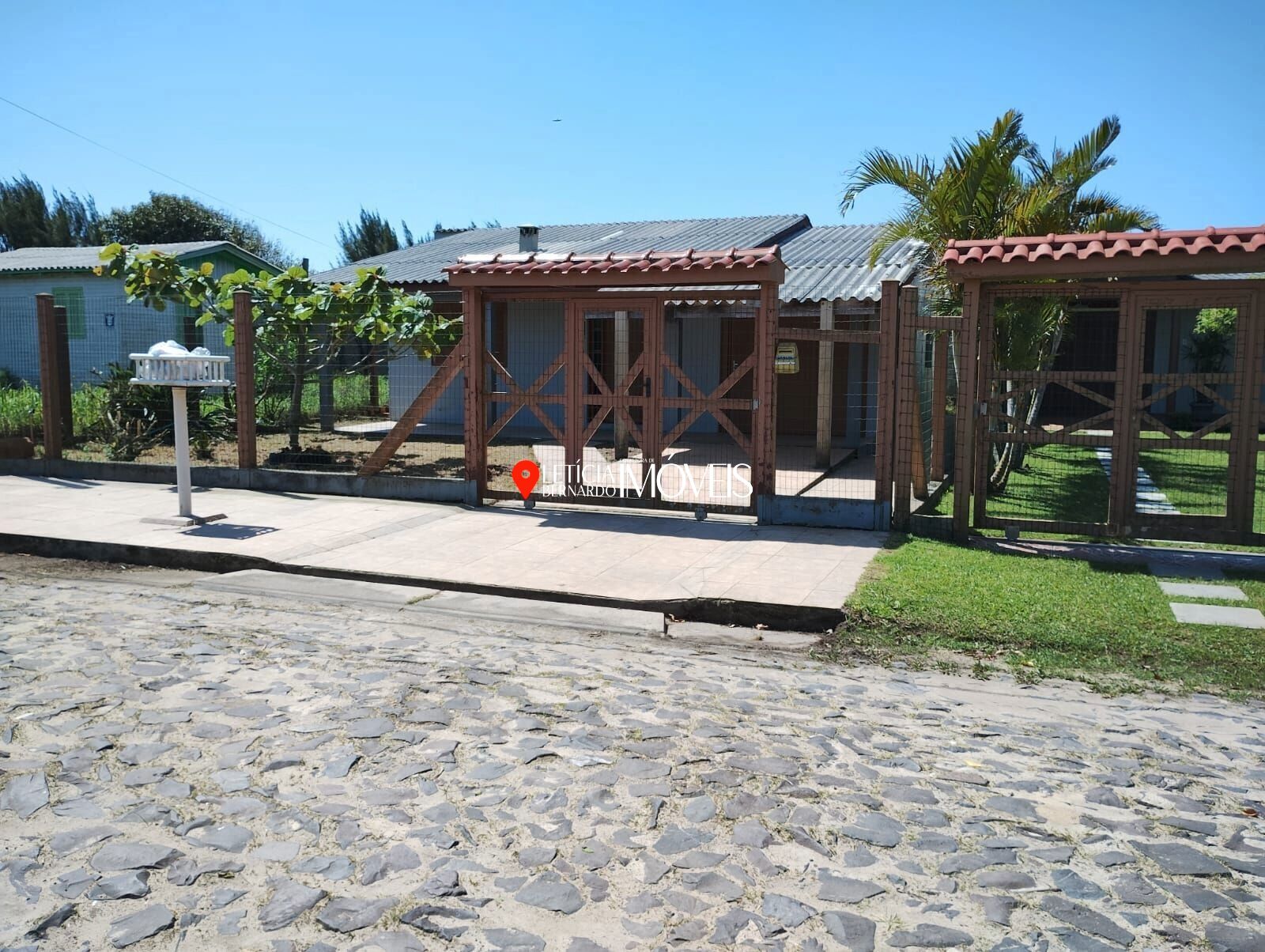 CASA NA PRAIA – MAGISTÉRIO | BALNEÁRIO PINHAL - foto 1