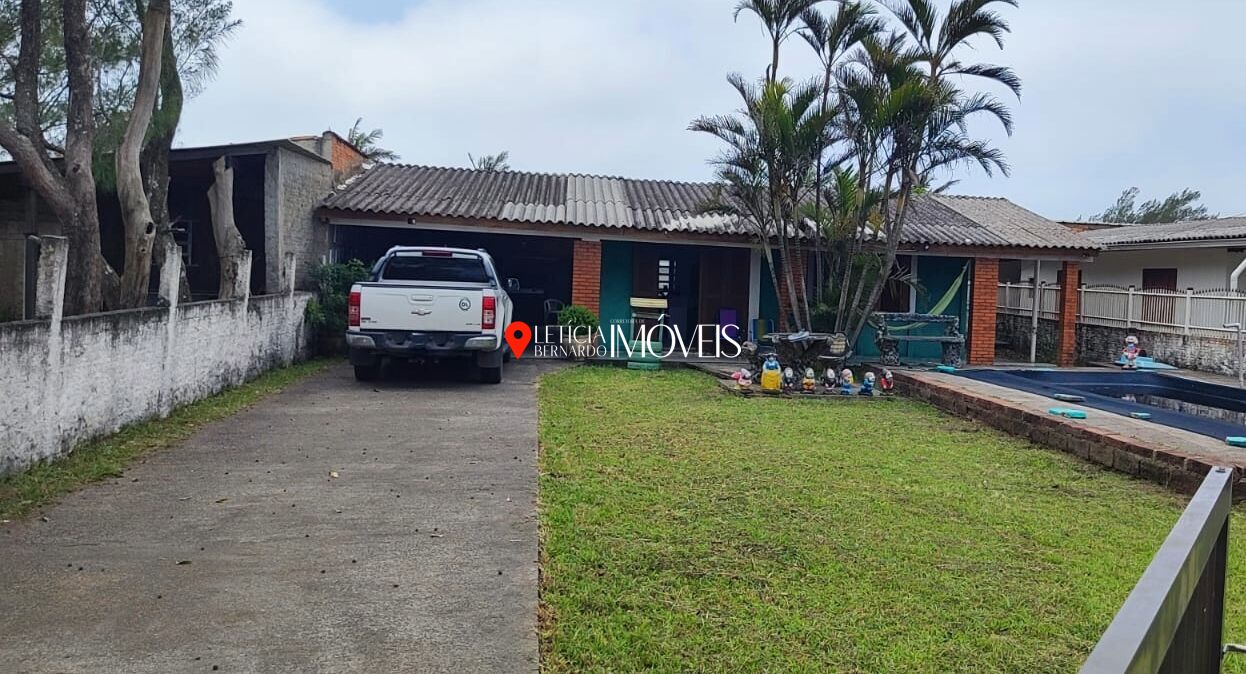 CASA À VENDA COM PISCINA EM BALNEÁRIO PINHAL — foto 13