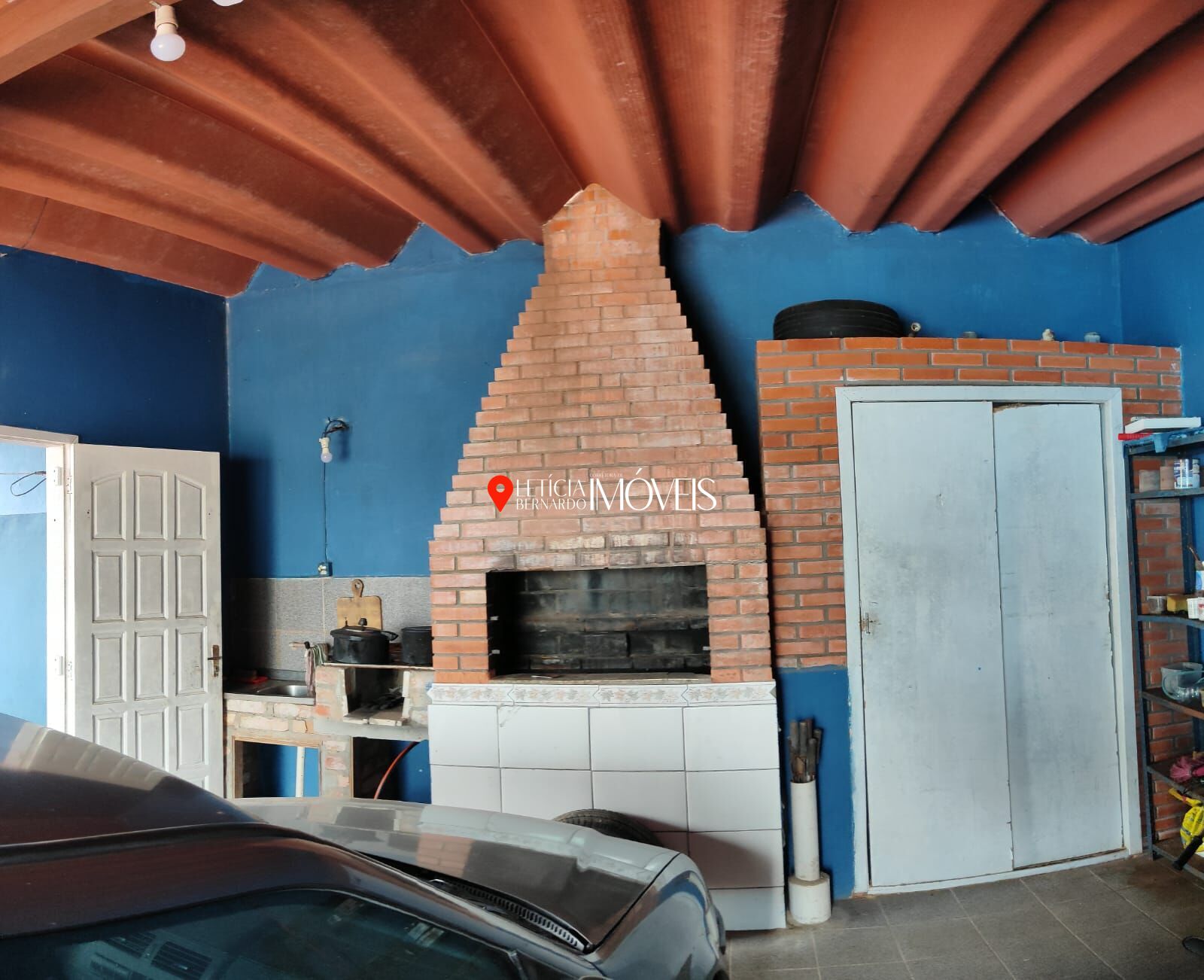 Casa Rústica com Pé Direito Alto à Venda em Balneário Pinhal — foto 15