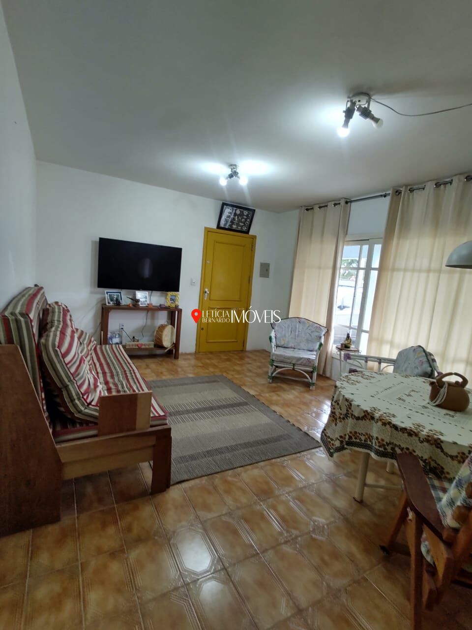 CASA NO CENTRO DE BALNEÁRIO PINHAL A 1 QUADRA DO MAR - foto 4